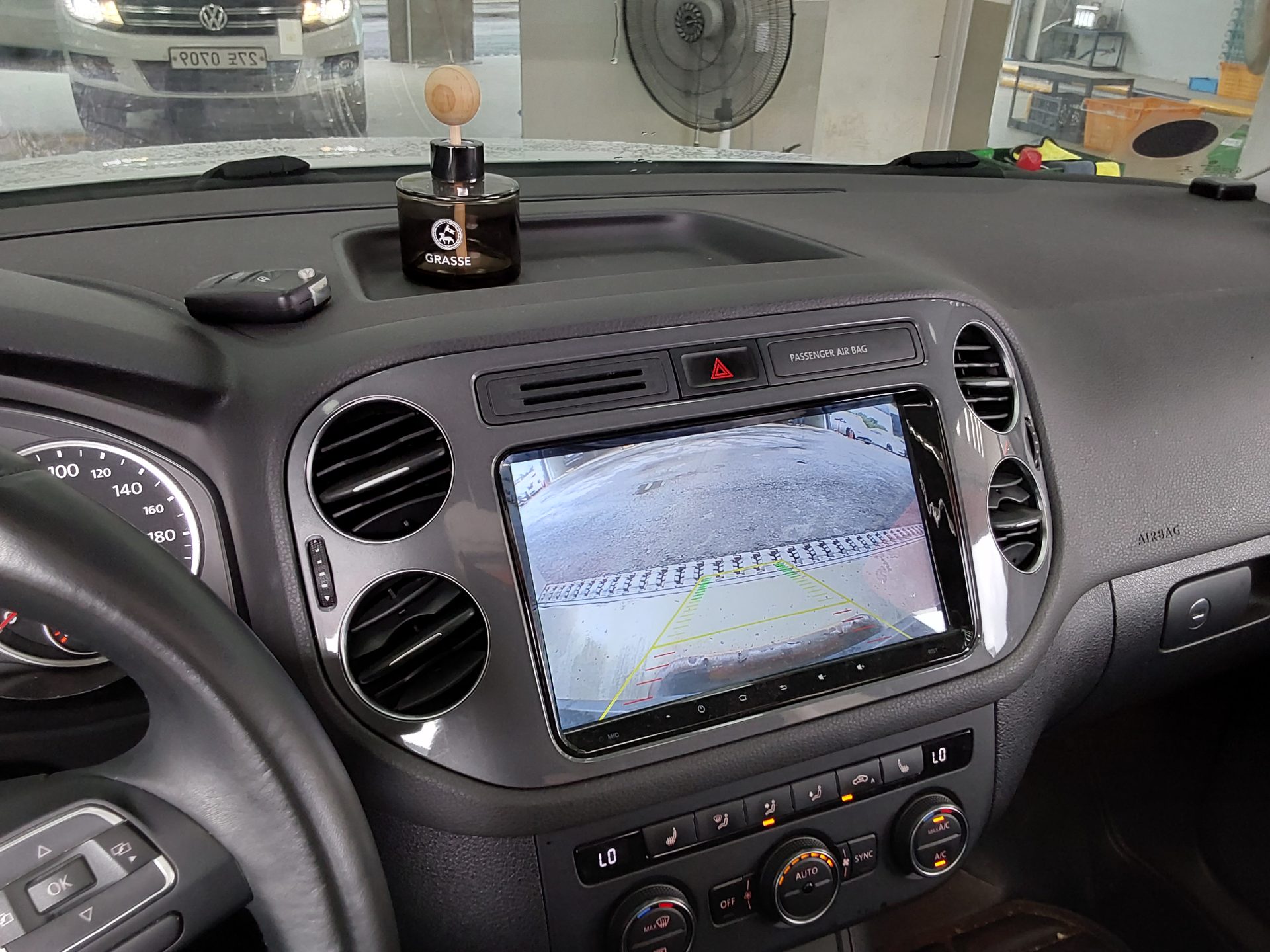 2016 - volkswagen tiguan