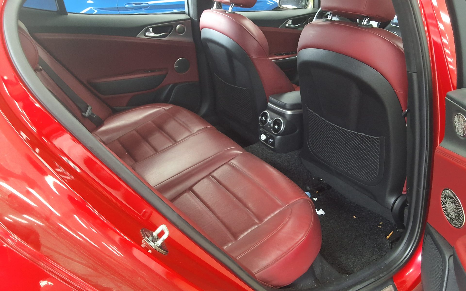 2018 - kia stinger