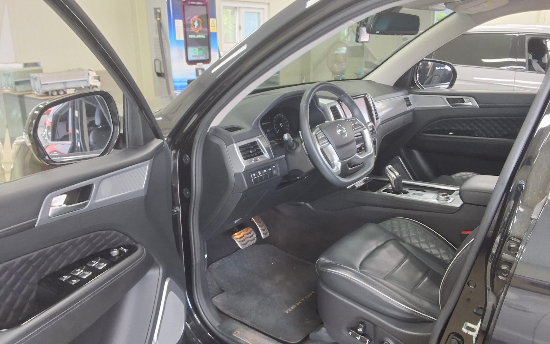 2021 - ssangyong rexton