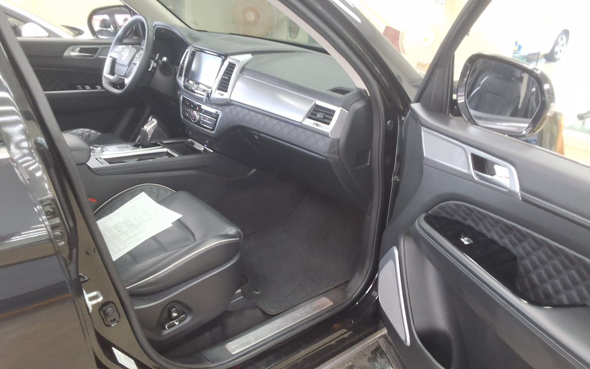 2021 - ssangyong rexton