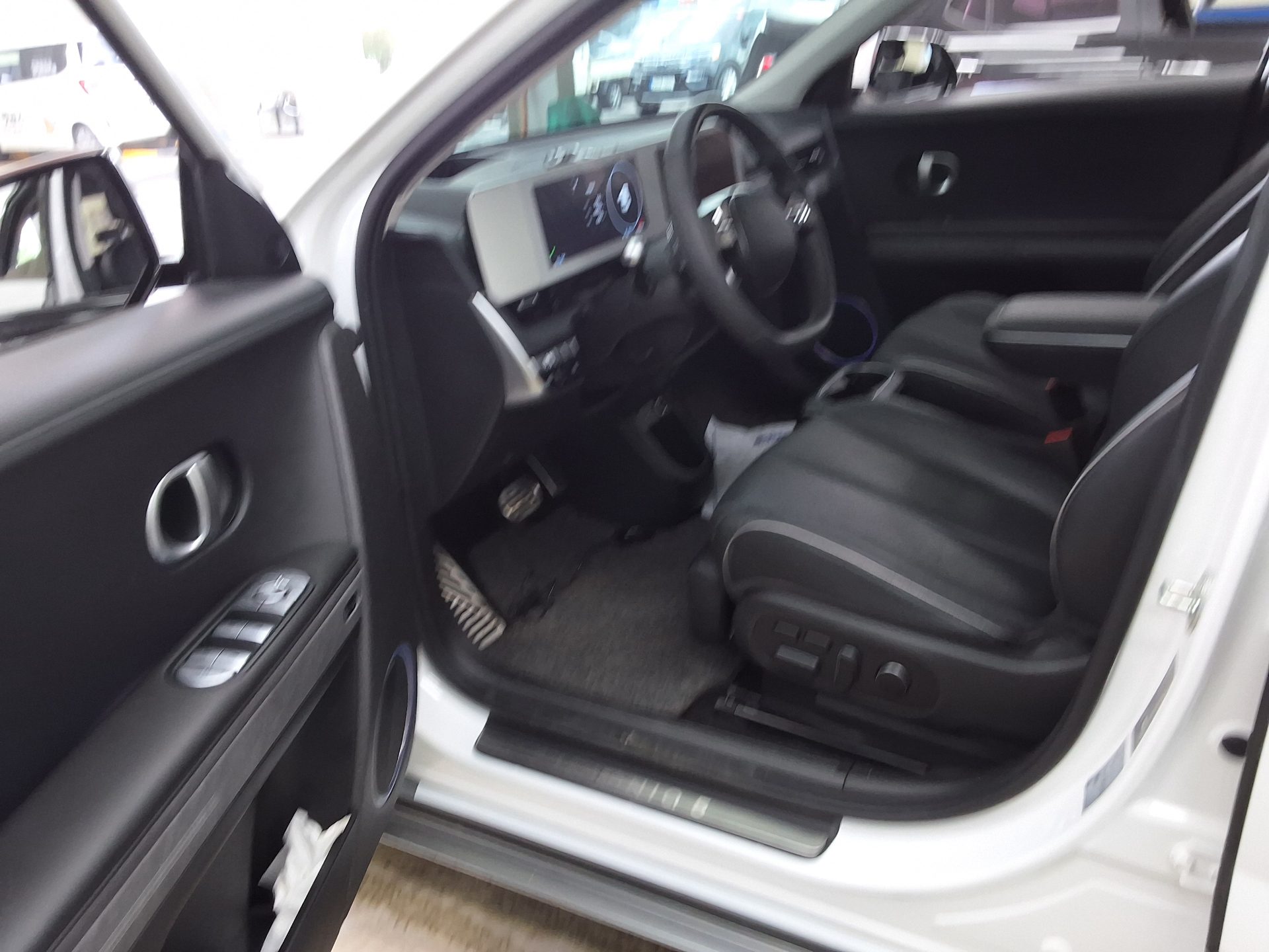 2024 - hyundai ioniq