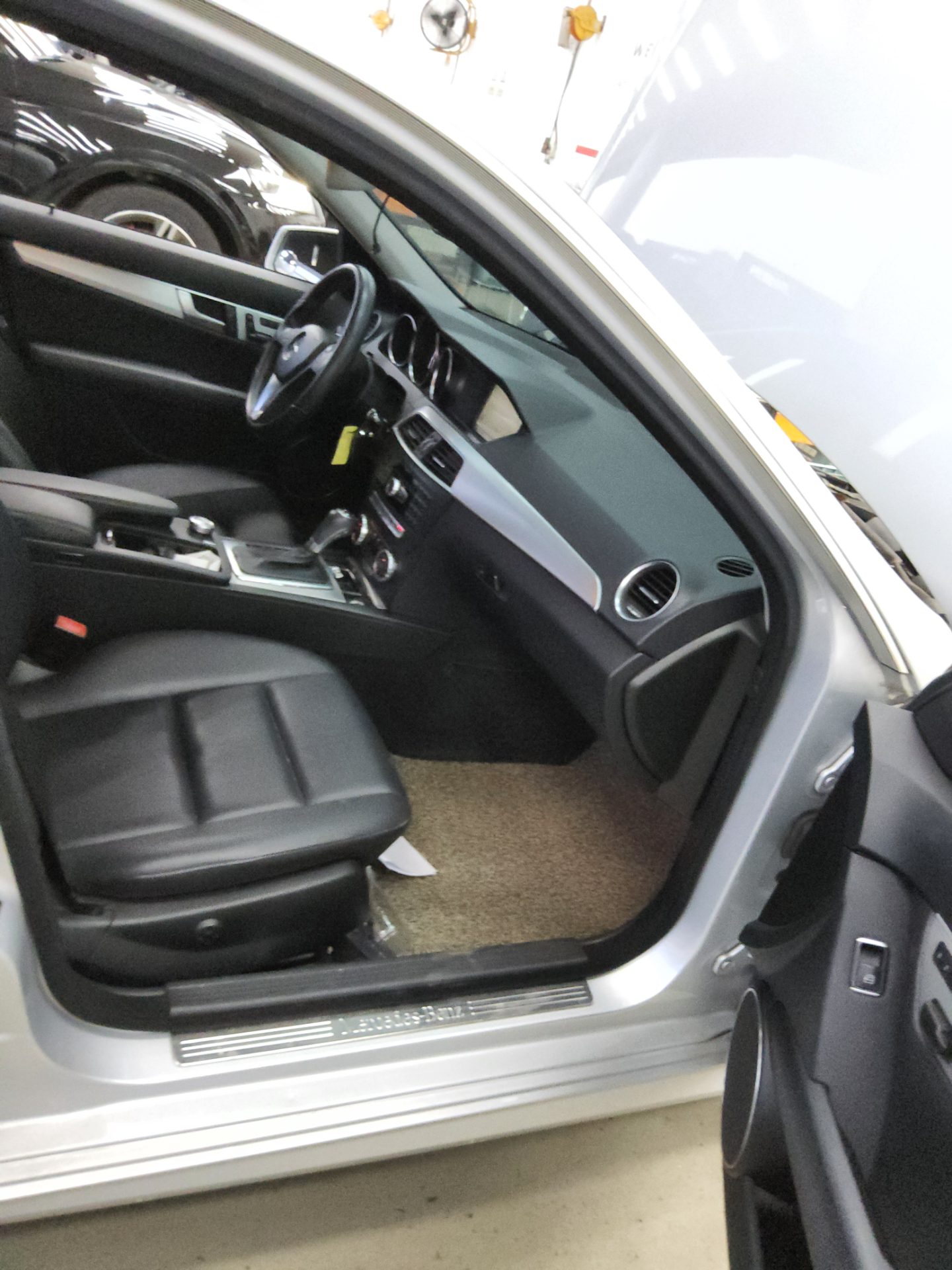 2012 - mercedes-benz c200