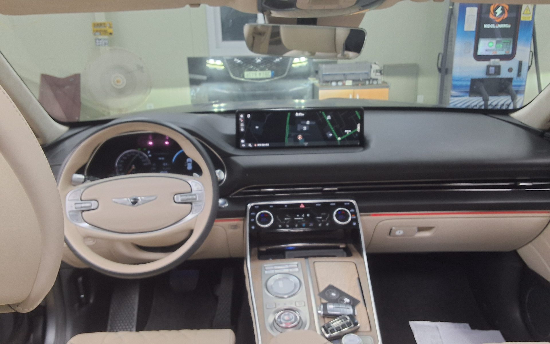 2021 - genesis gv80