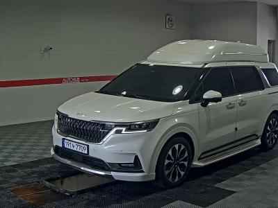 KIA CARNIVAL (KA4) -LIMOUSINE