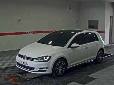 VOLKSWAGEN GOLF (7TH GEN) TDI
