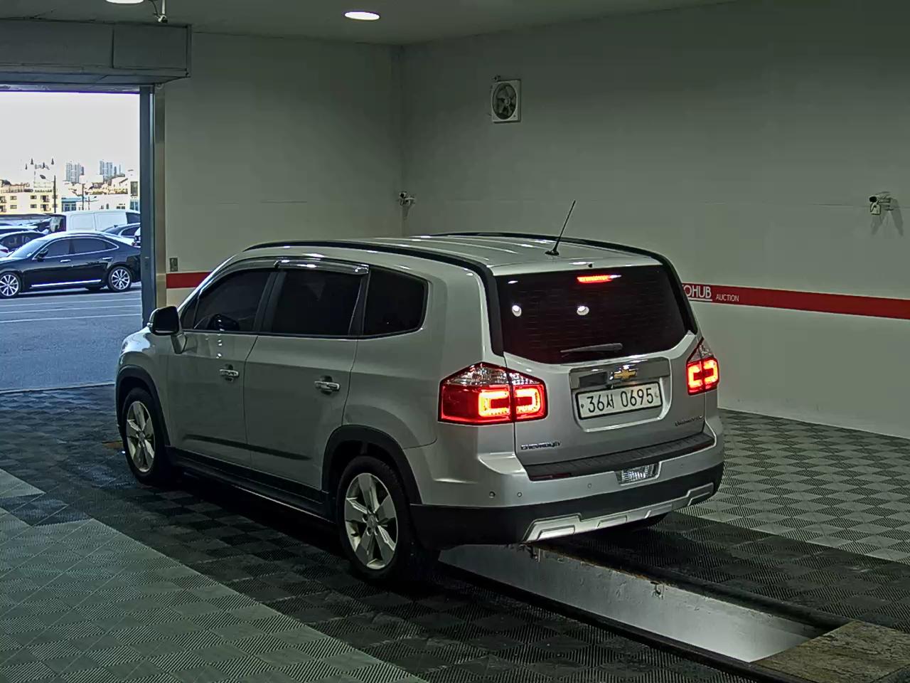 2016 - chevrolet orlando