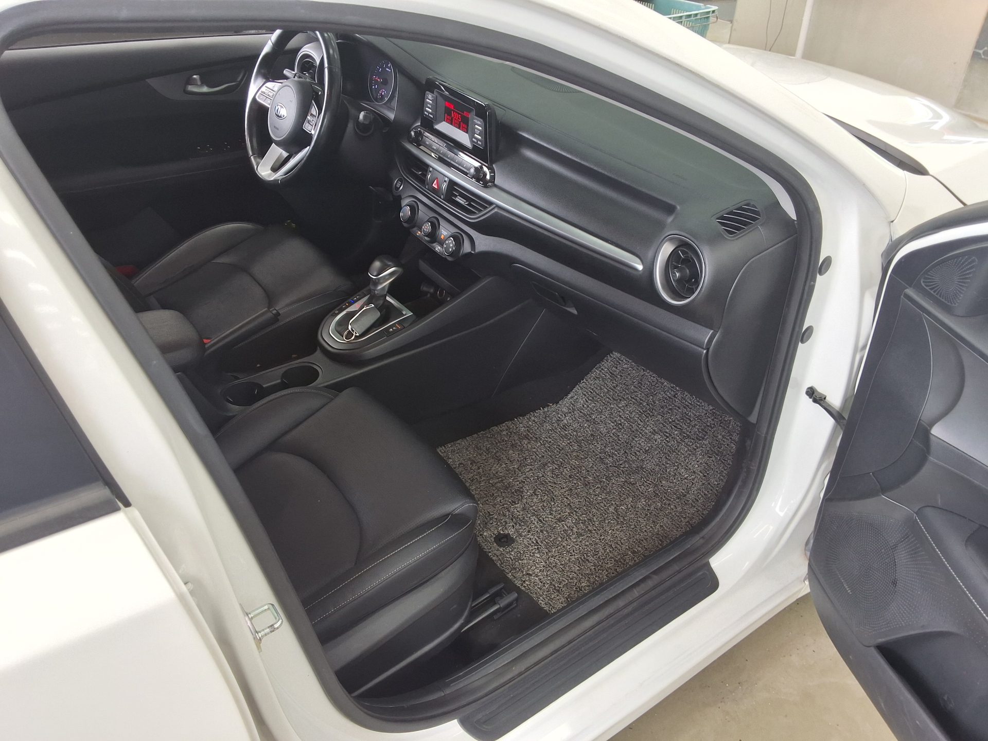 2019 - kia k3