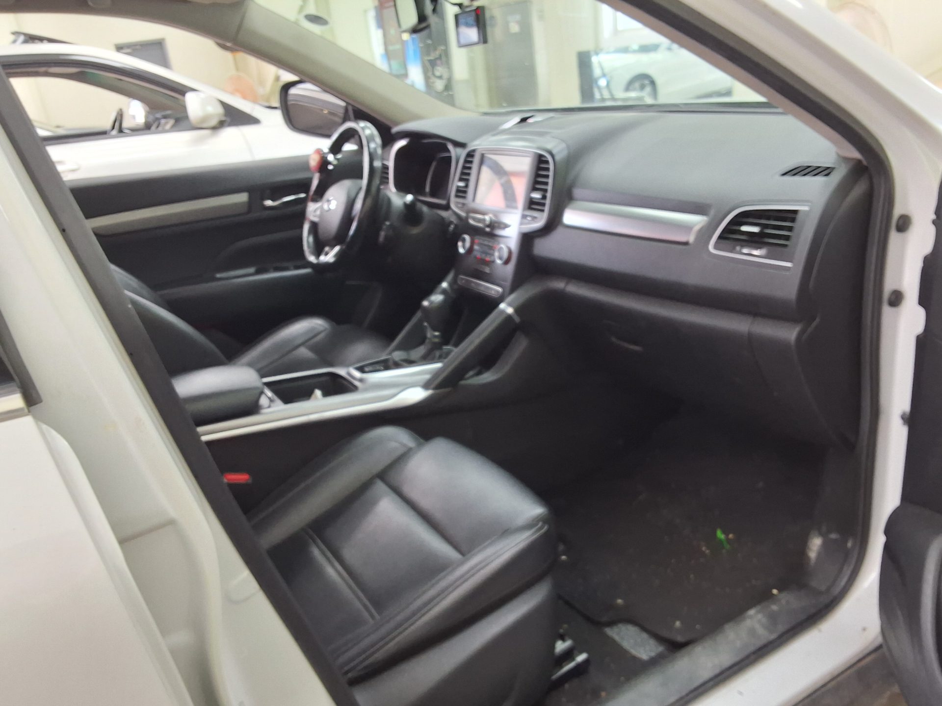 2017 - renault qm6