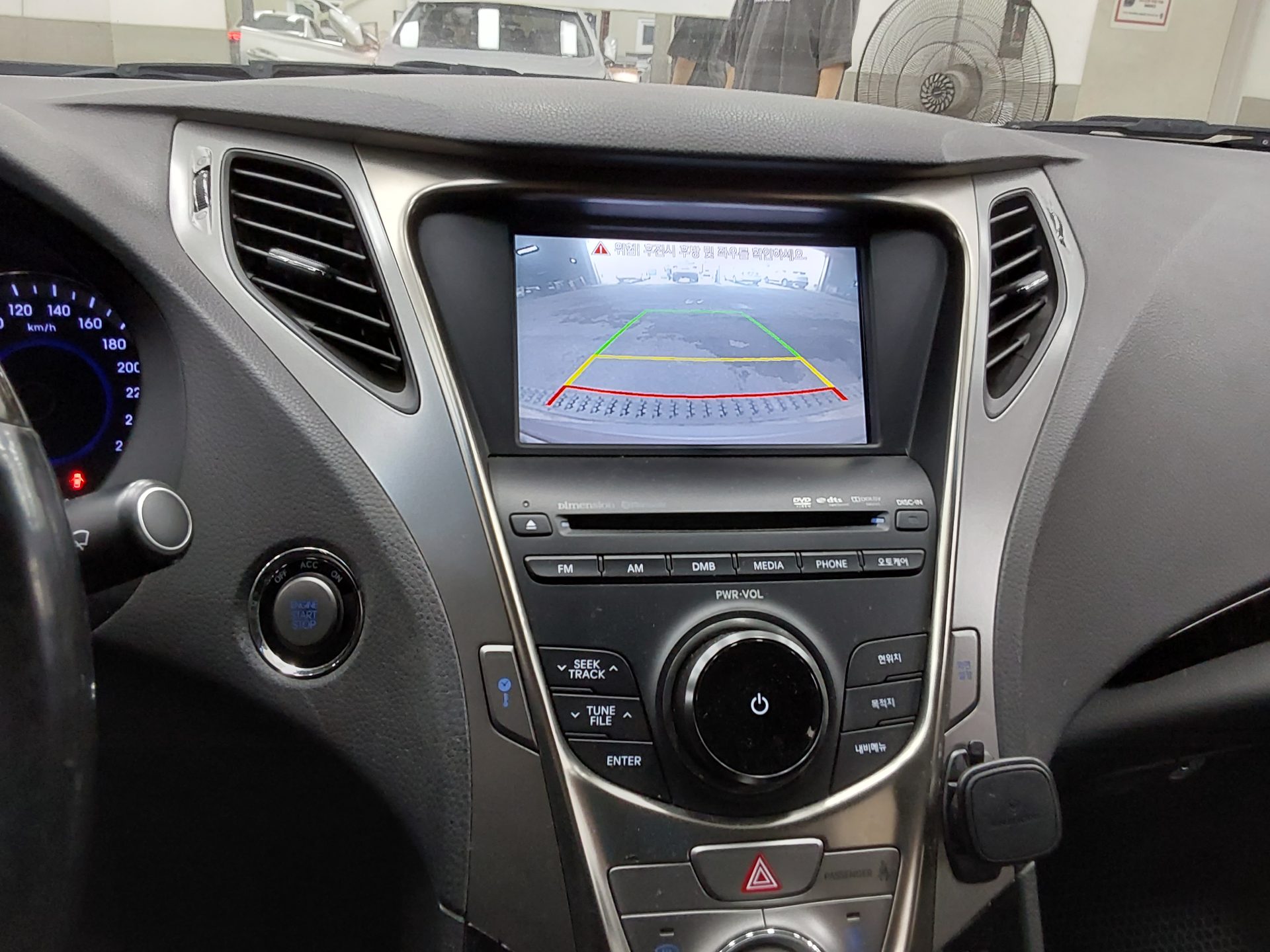 2012 - hyundai grandeur