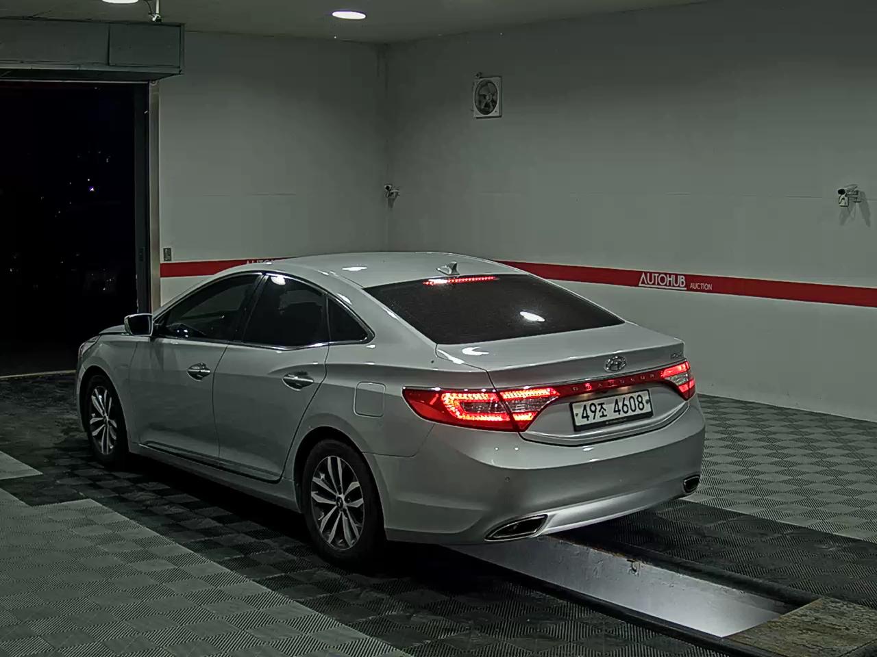 2012 - hyundai grandeur