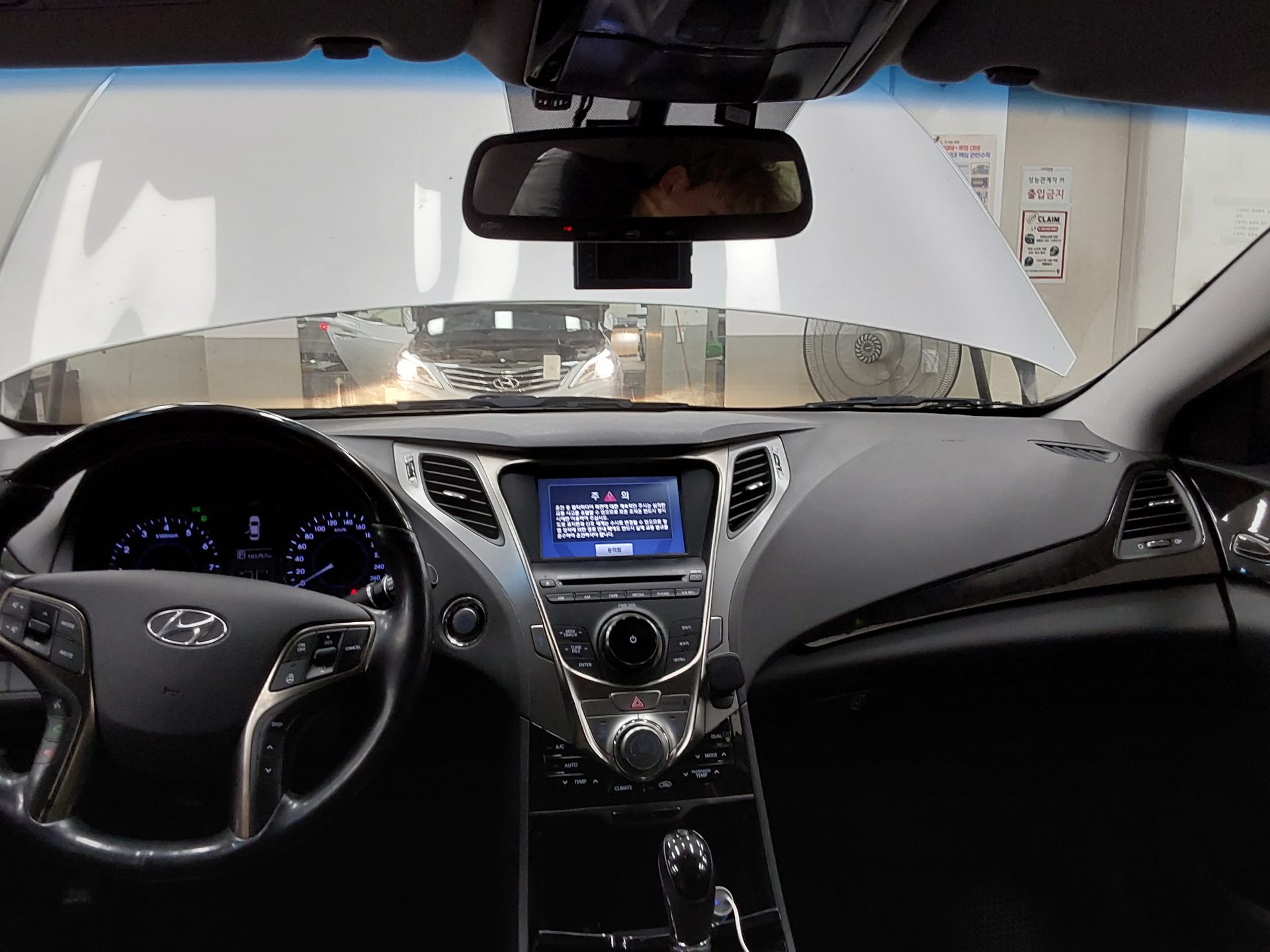 2012 - hyundai grandeur