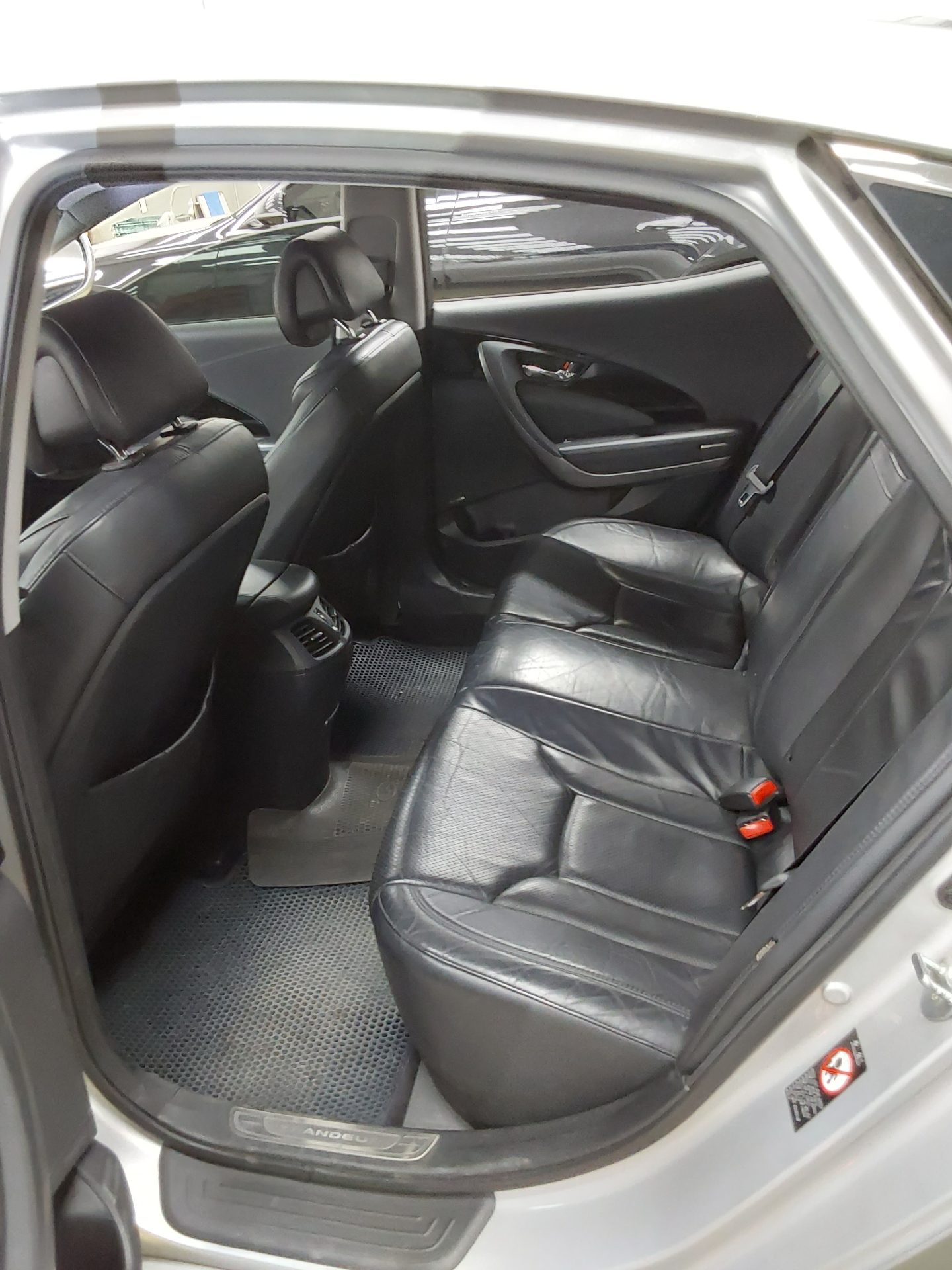 2012 - hyundai grandeur