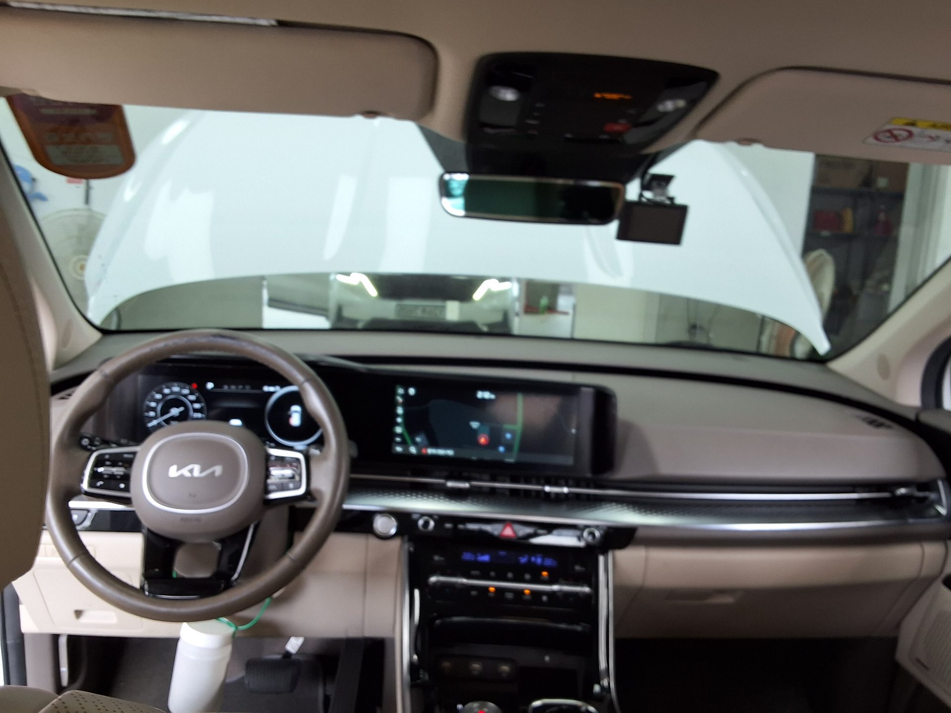 2022 - kia carnival