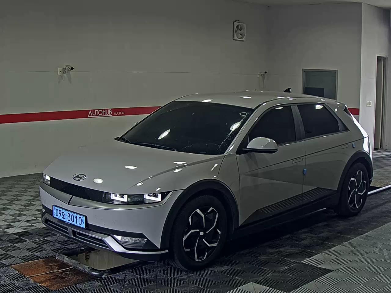 2022 - hyundai ioniq