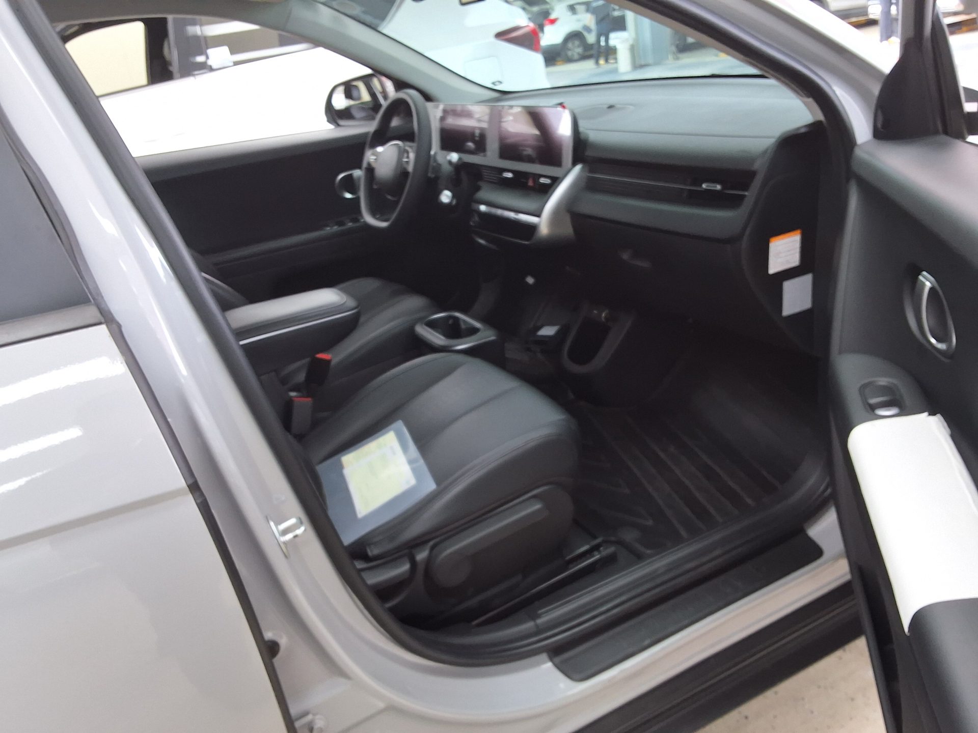 2022 - hyundai ioniq