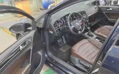 فولكس فاجن Golf (7Th Gen) 2.0 Tdi 2016 2.0 tdi