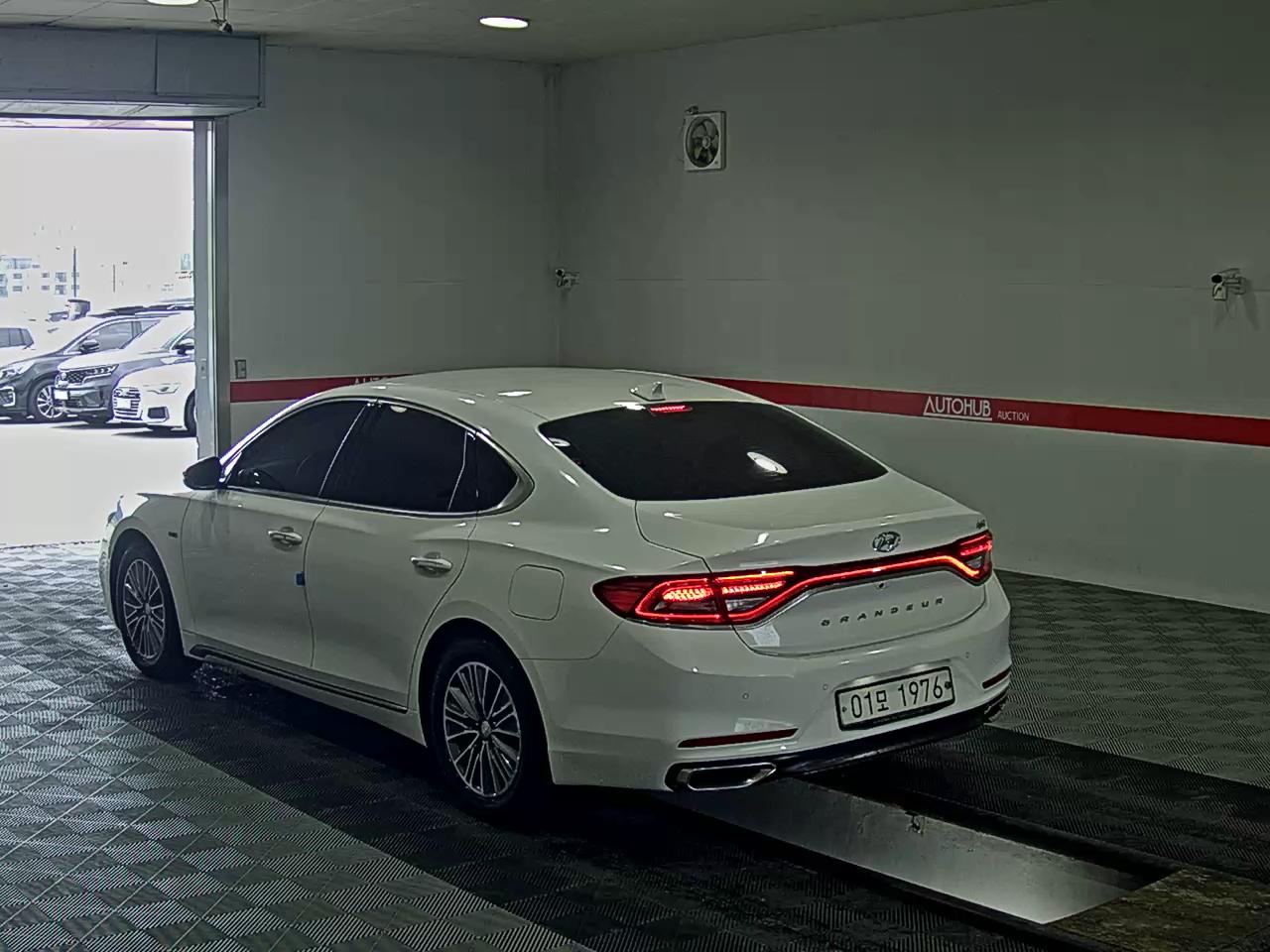 2019 - hyundai grandeur
