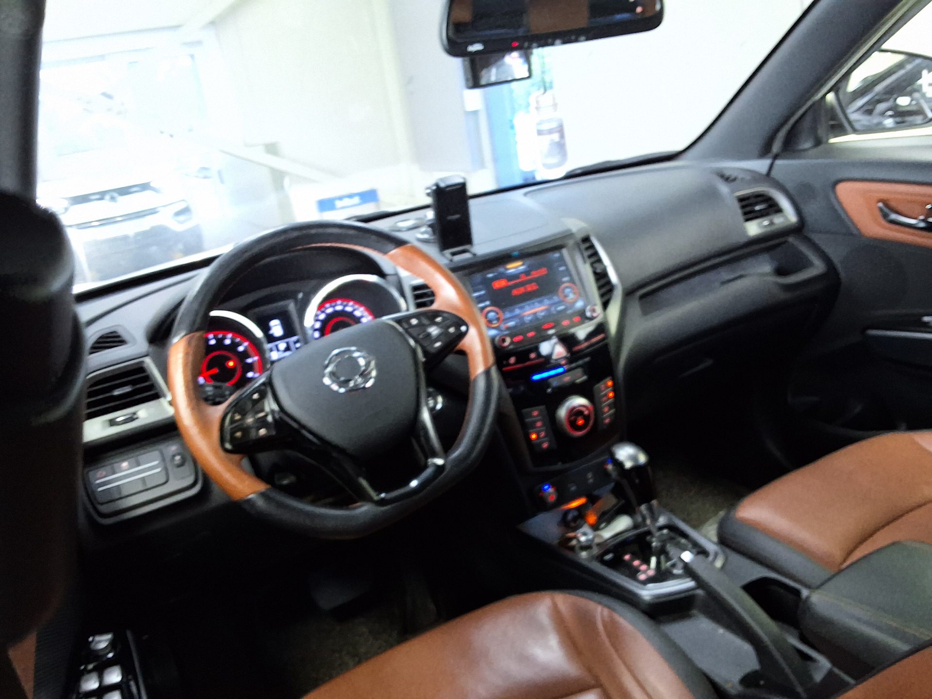 2018 - ssangyong tivoli