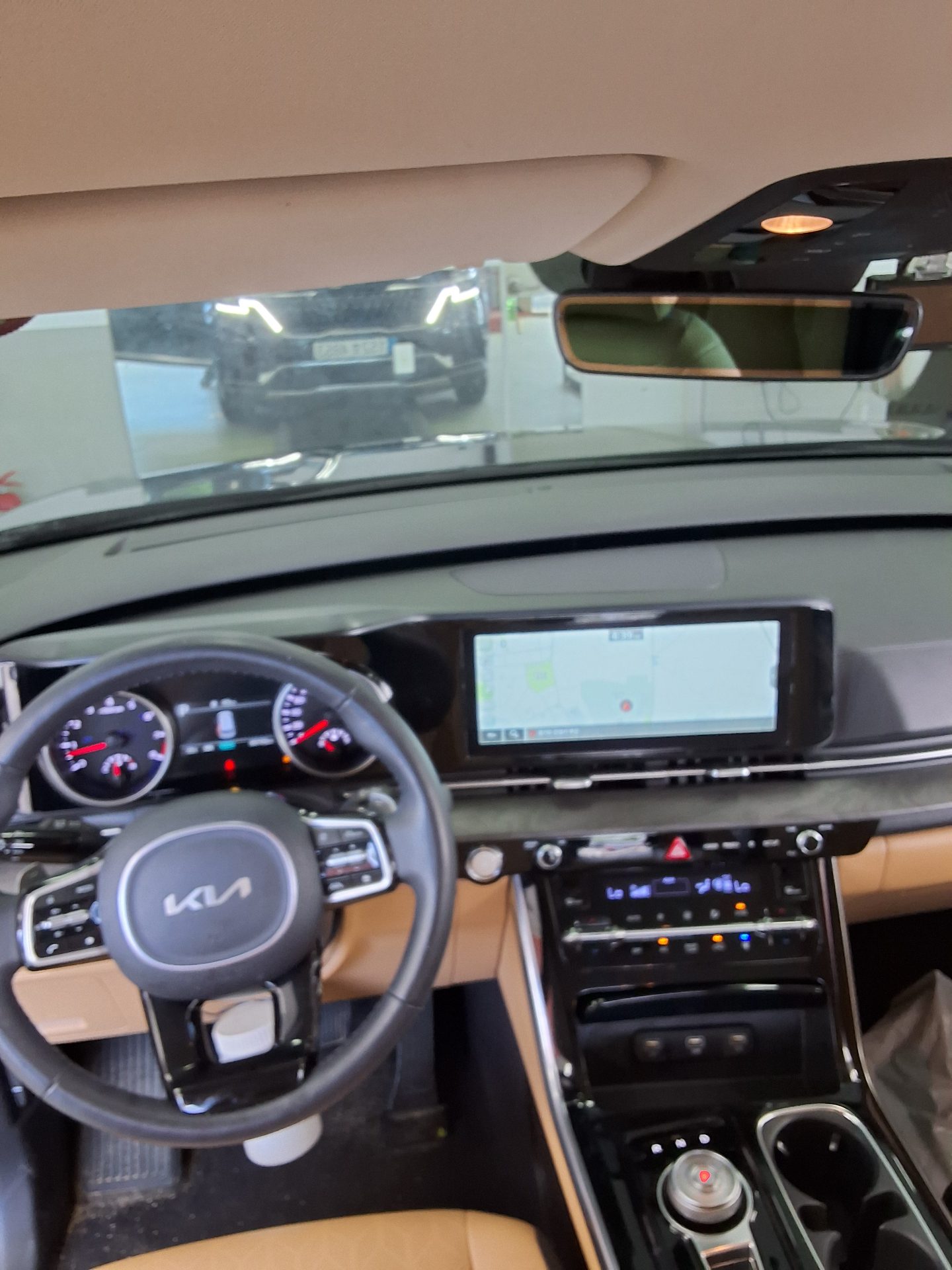 2023 - kia carnival