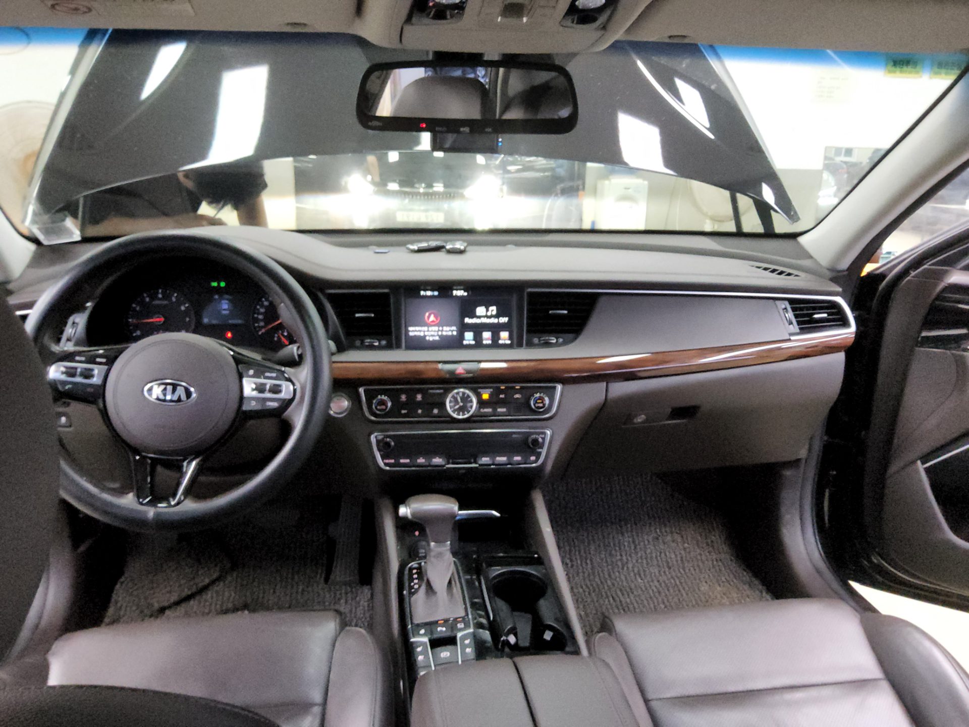 2016 - kia k7