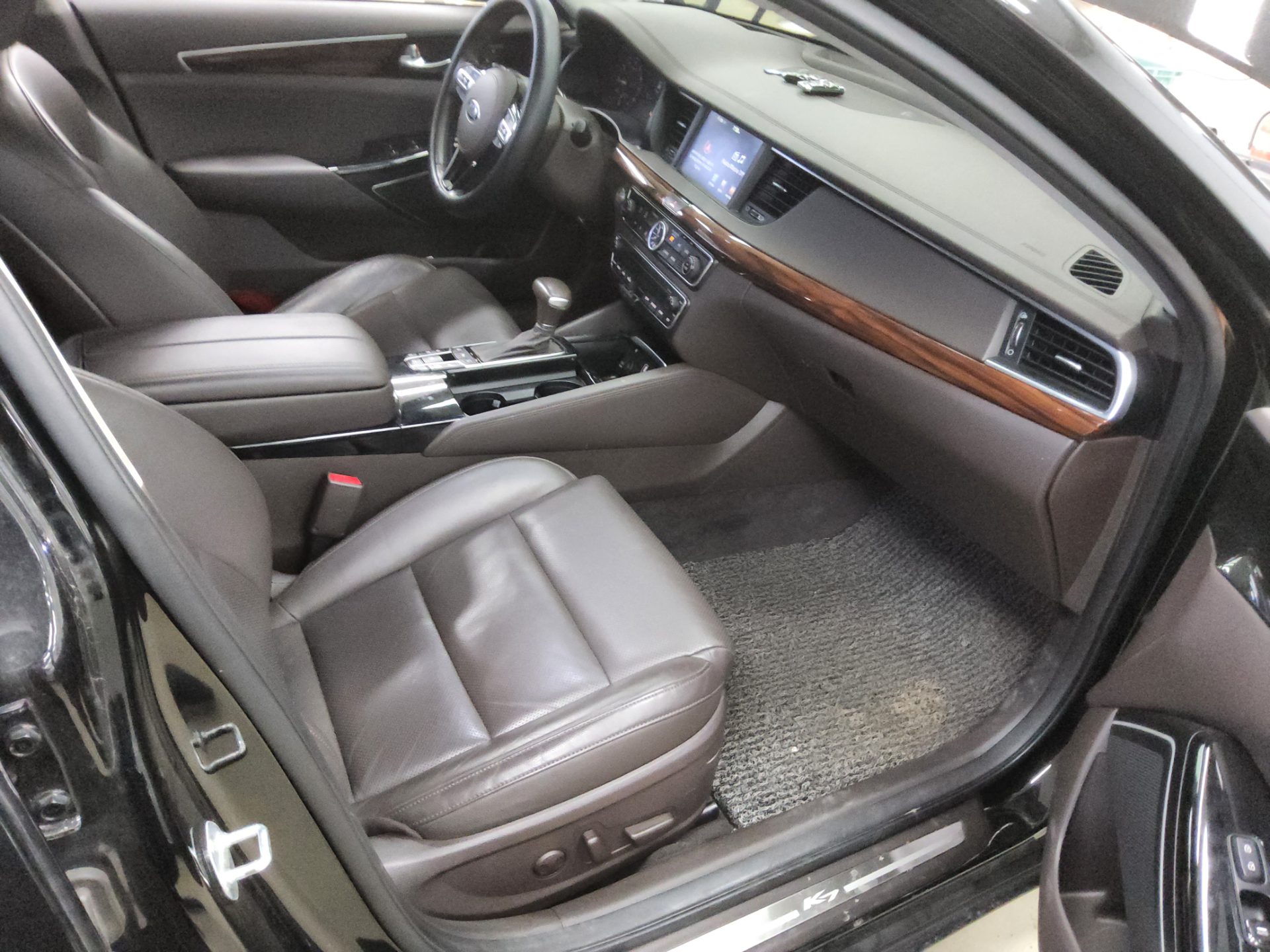 2016 - kia k7