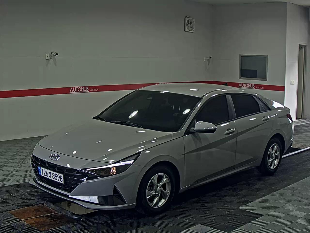 2023 - hyundai avante