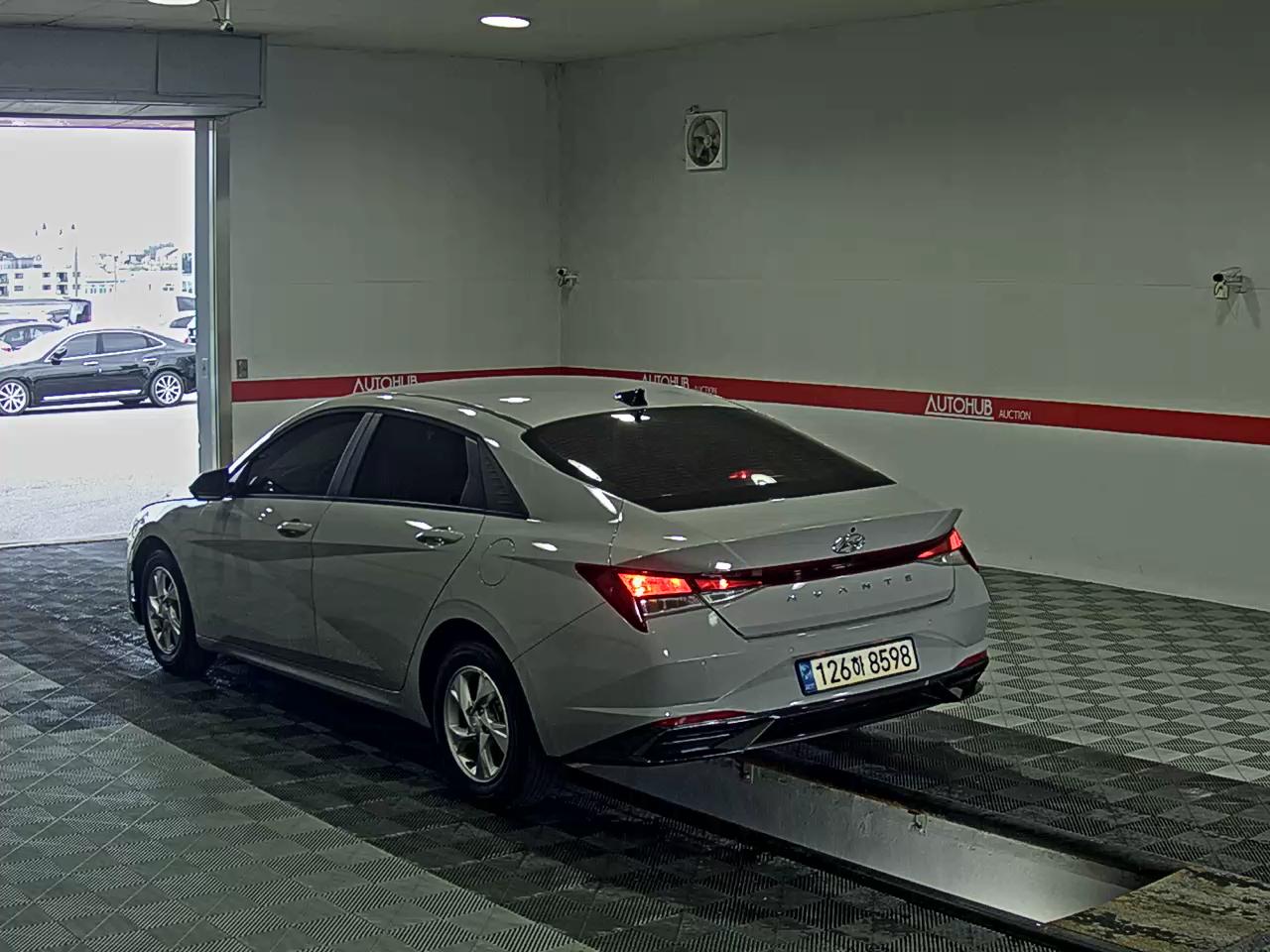 2023 - hyundai avante