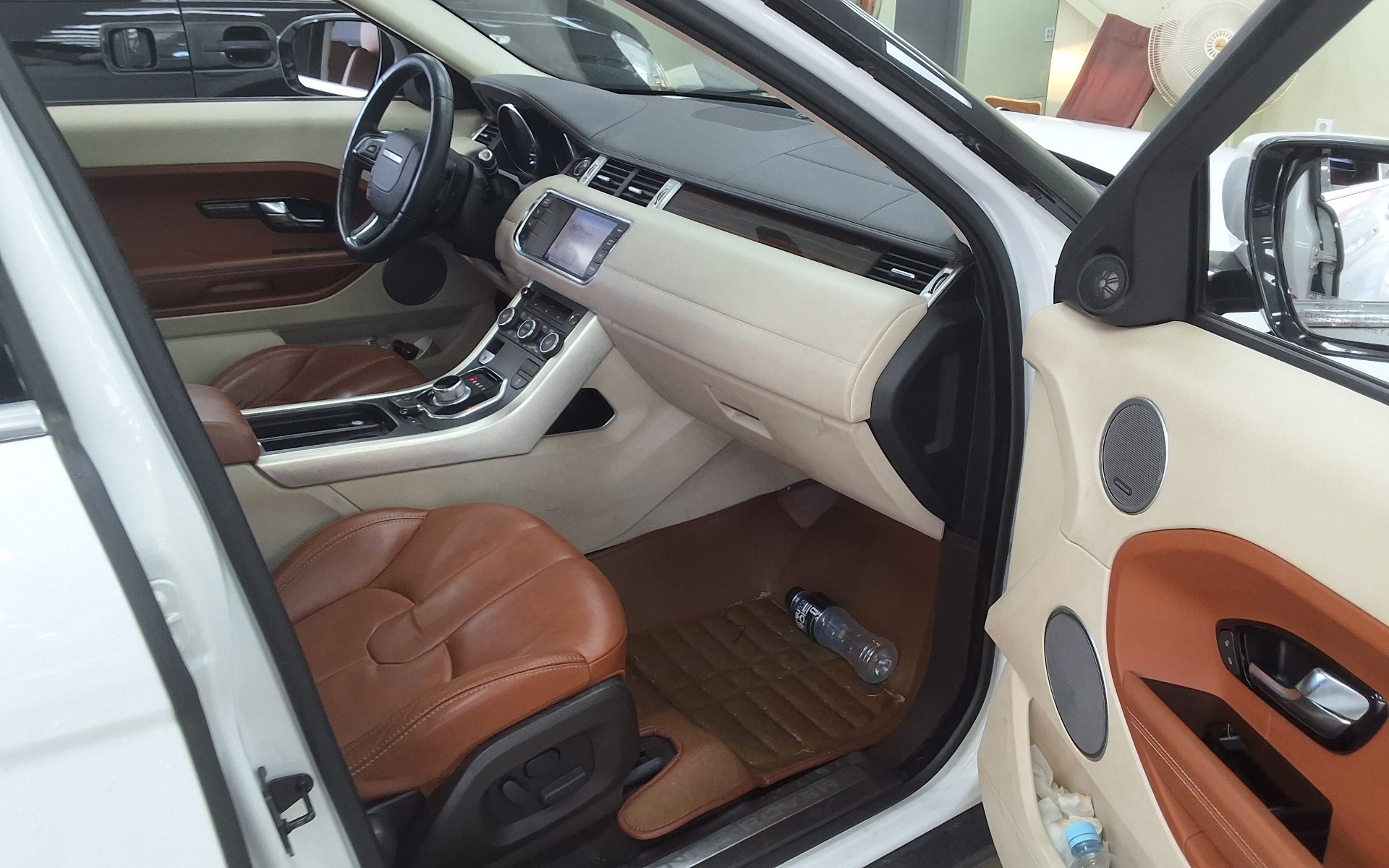 2013 - land rover range rover