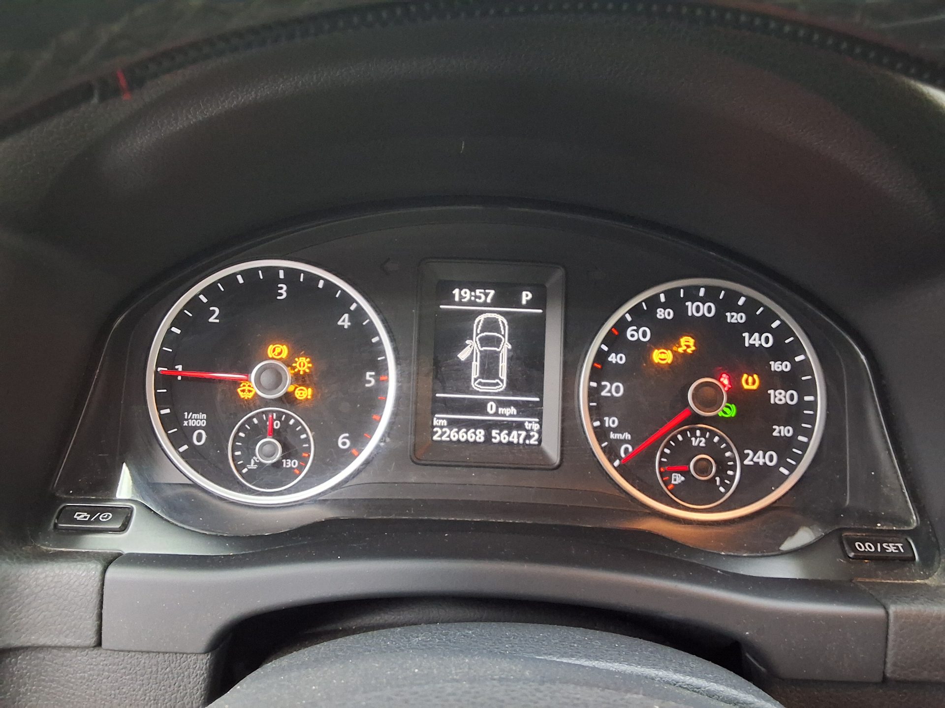 2015 - volkswagen tiguan