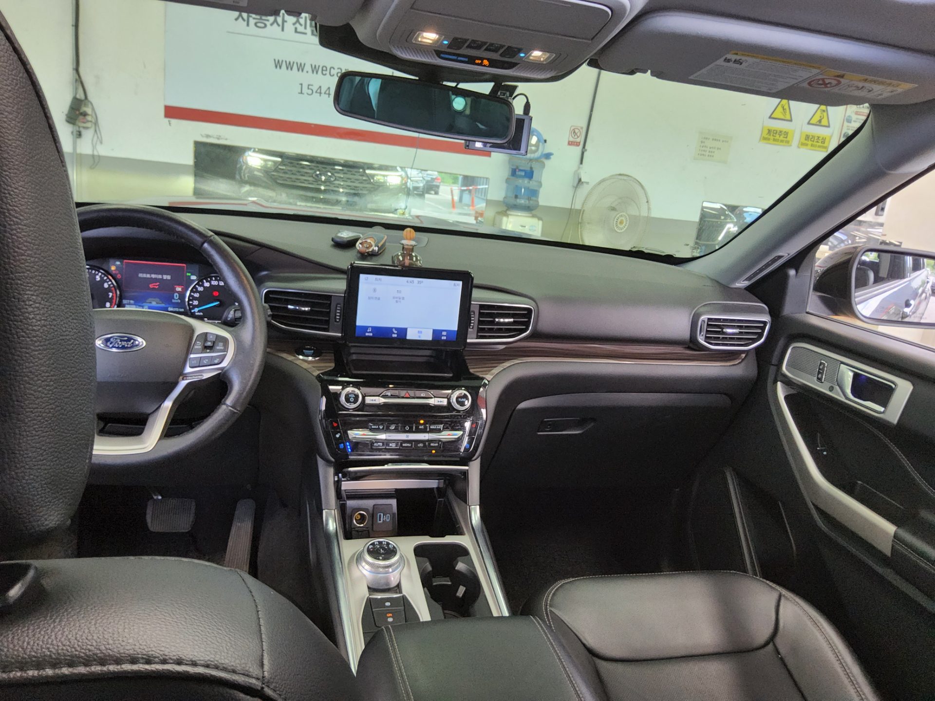 Ford Explorer 2022 — صورة 4