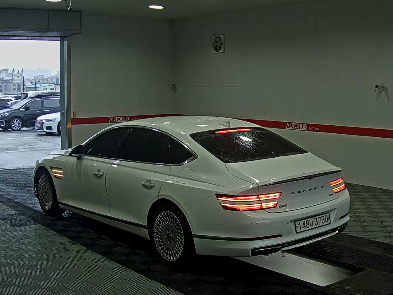 2021 - genesis g80