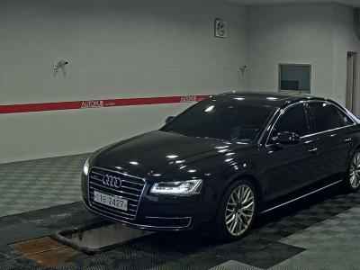AUDI A8 (3RD GEN) 60 TDI QUATTRO LWB 5 SEAT