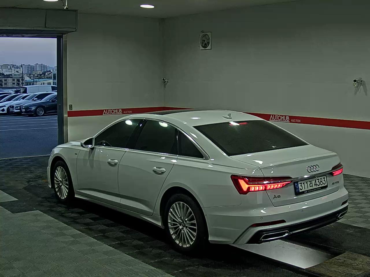 Audi A6 2021 — صورة 2