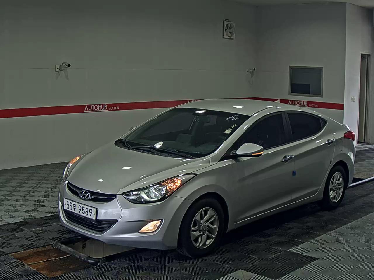 2012 - hyundai avante