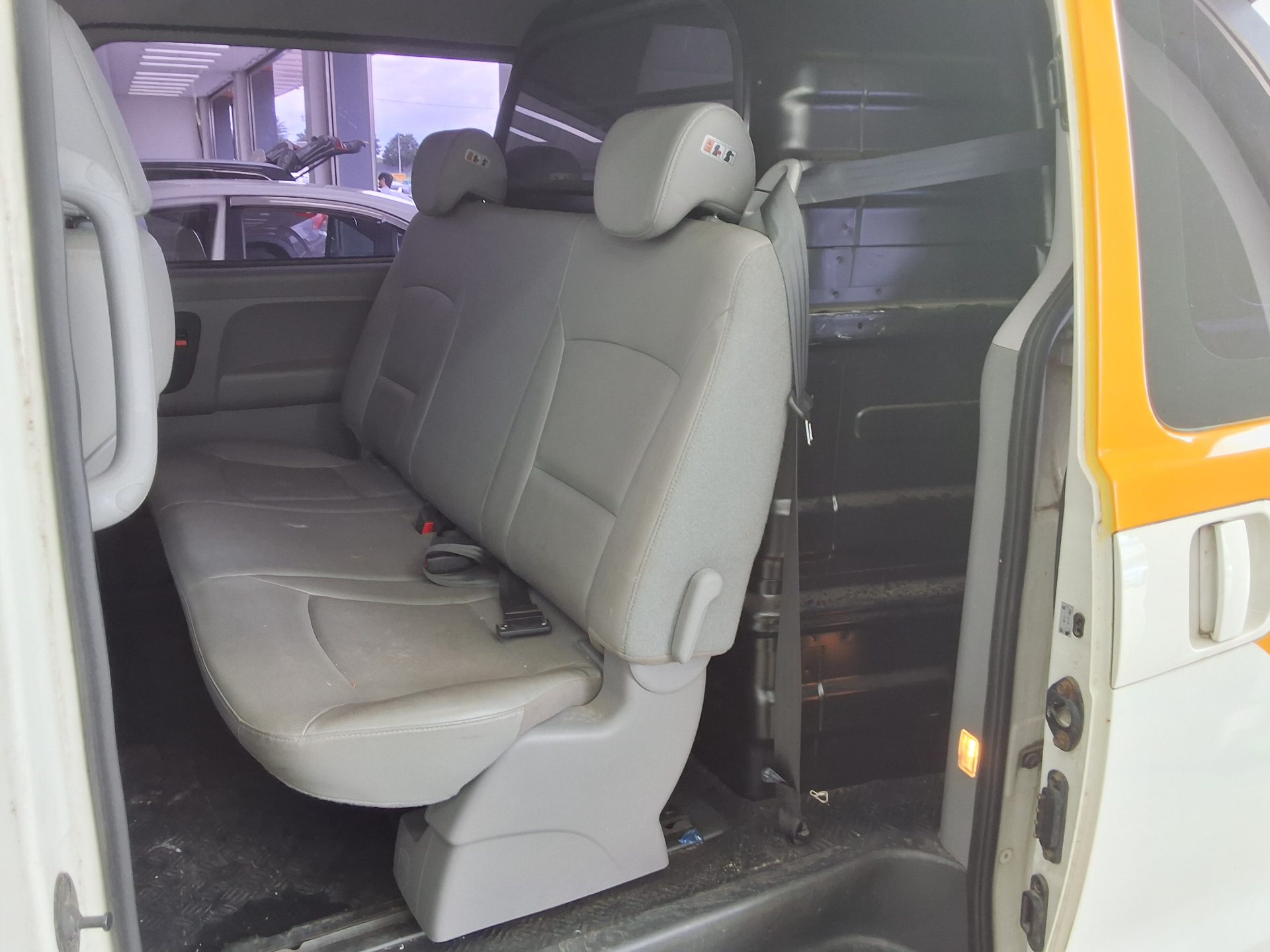 2019 - hyundai grand starex