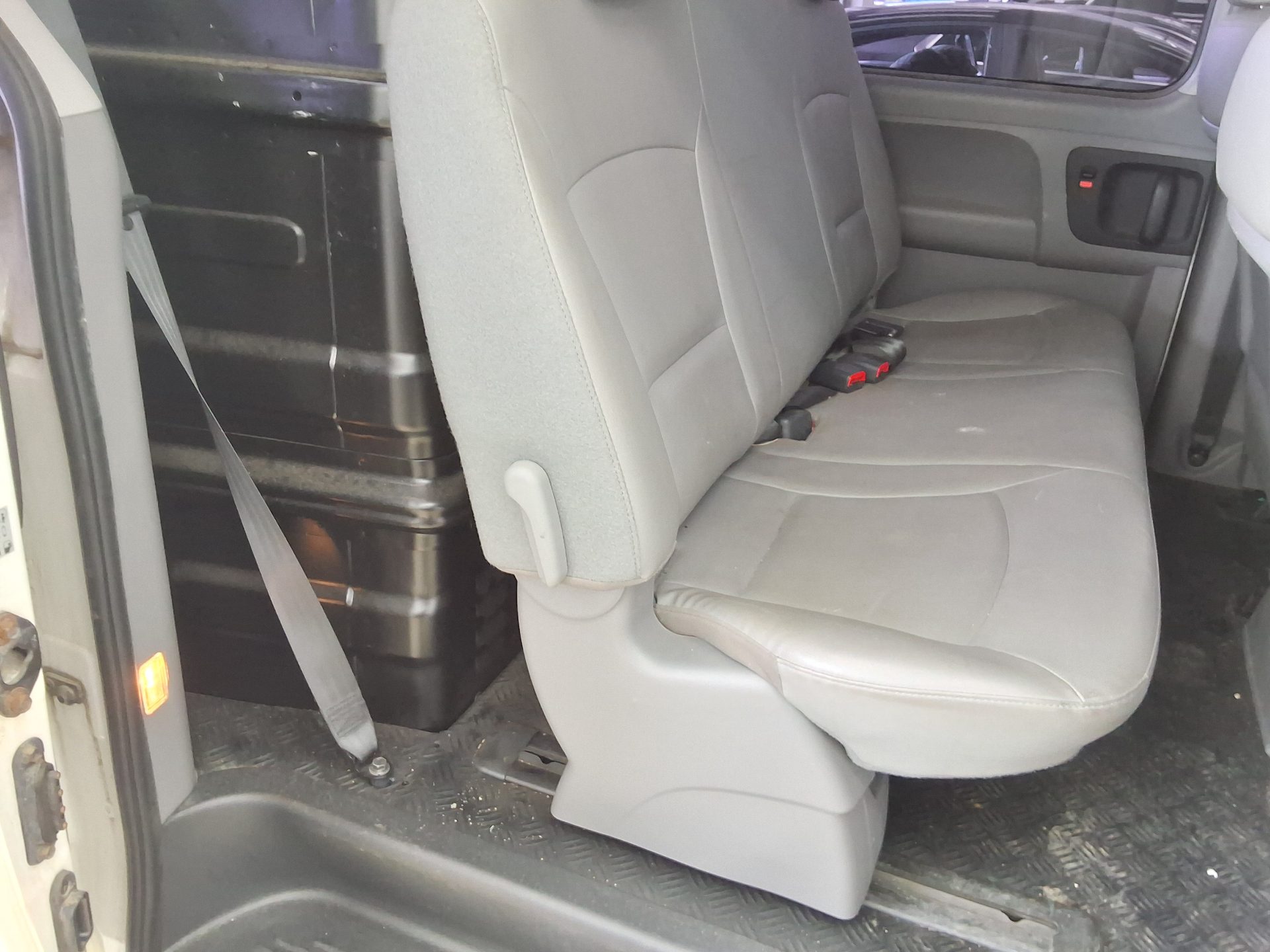 2019 - hyundai grand starex