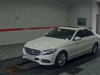 MERCEDES-BENZ C-CLASS (4TH GEN) C220 CDI BLUETEC AVANTGARDE