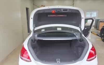 مرسيدس بنز C Class (4Th Gen) C220 Cdi Bluetec Avantgarde 2015 c220 cdi bluetec