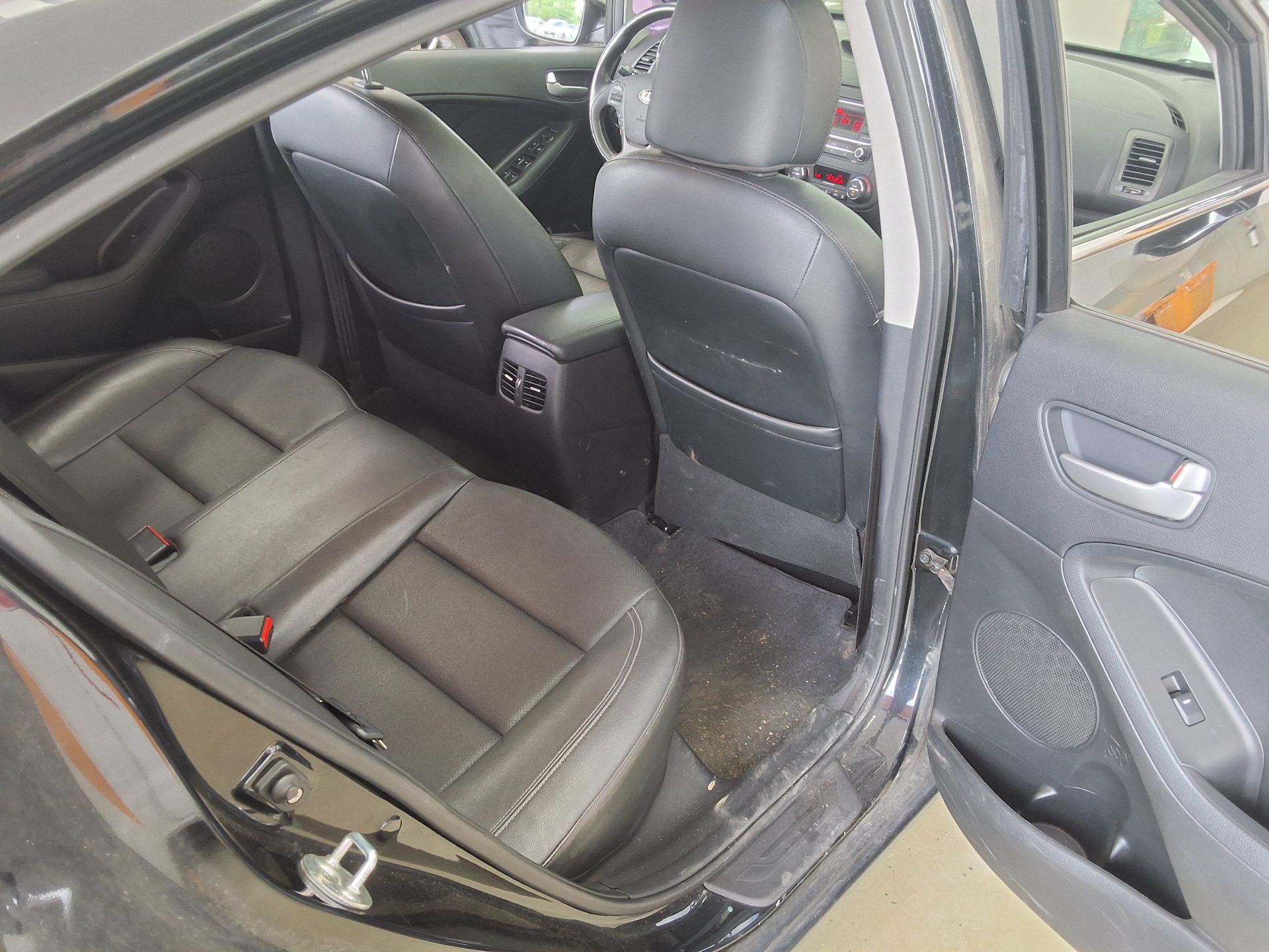 2014 - kia k3