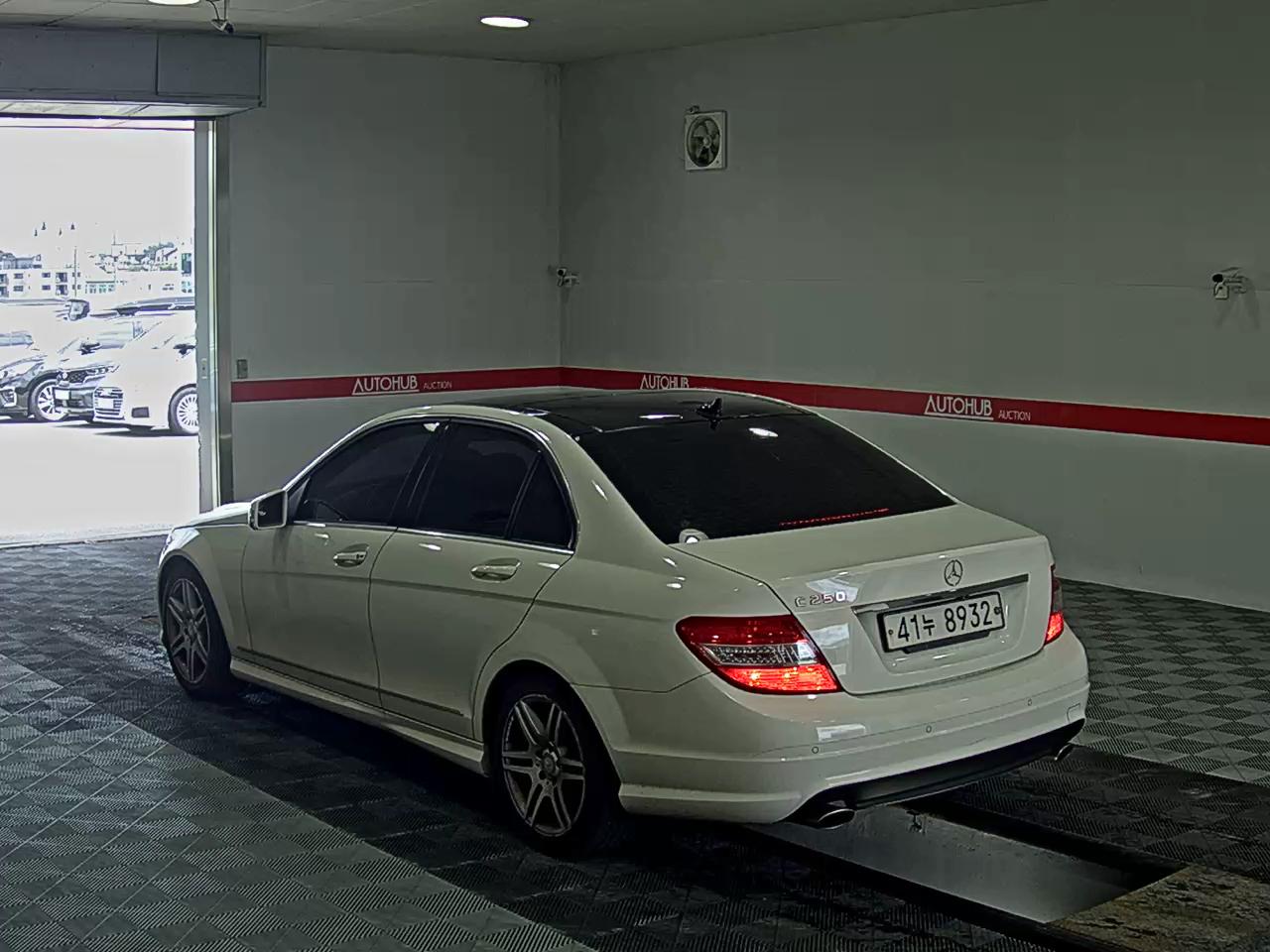 2011 - mercedes-benz c250