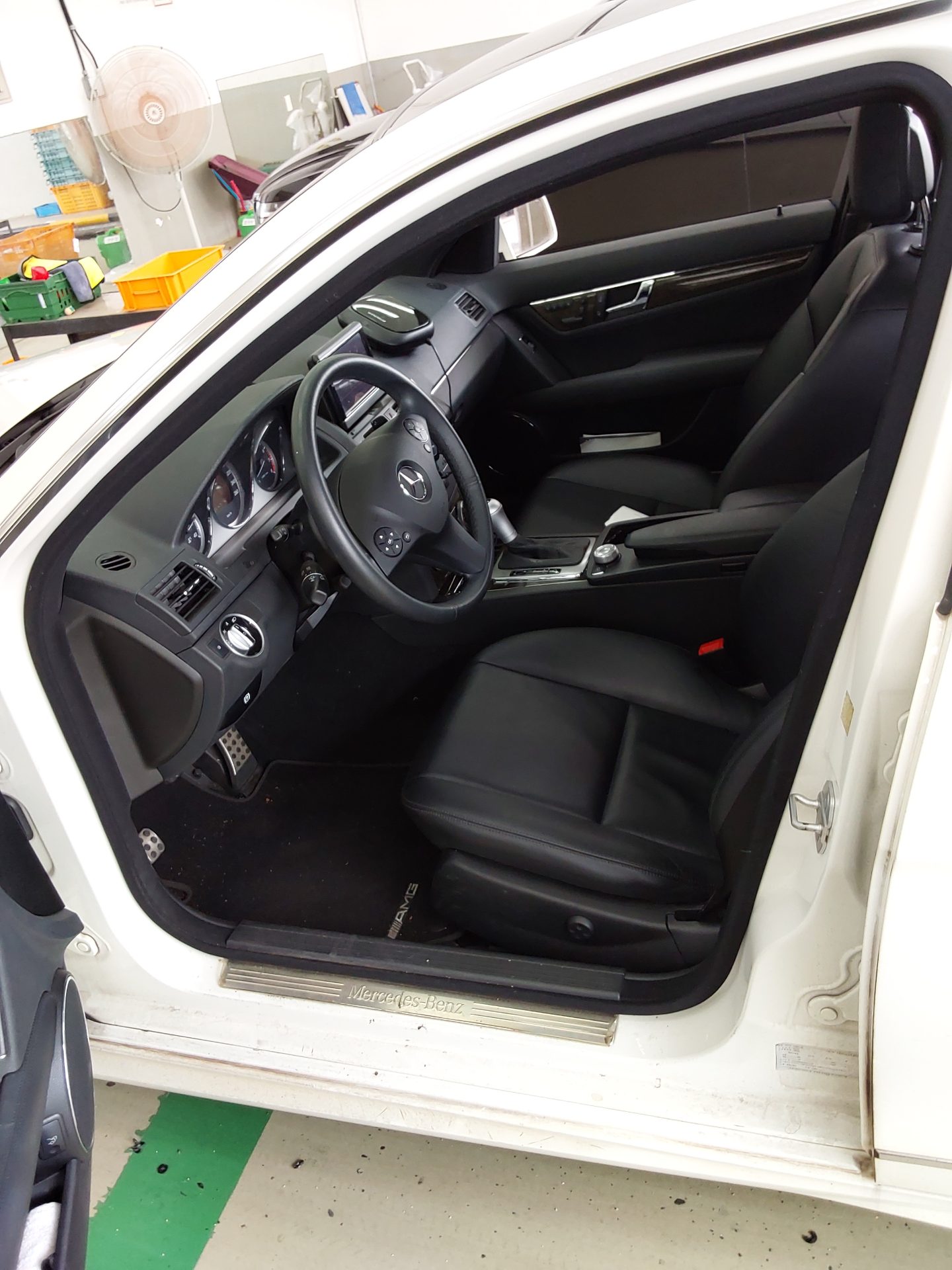 2011 - mercedes-benz c250
