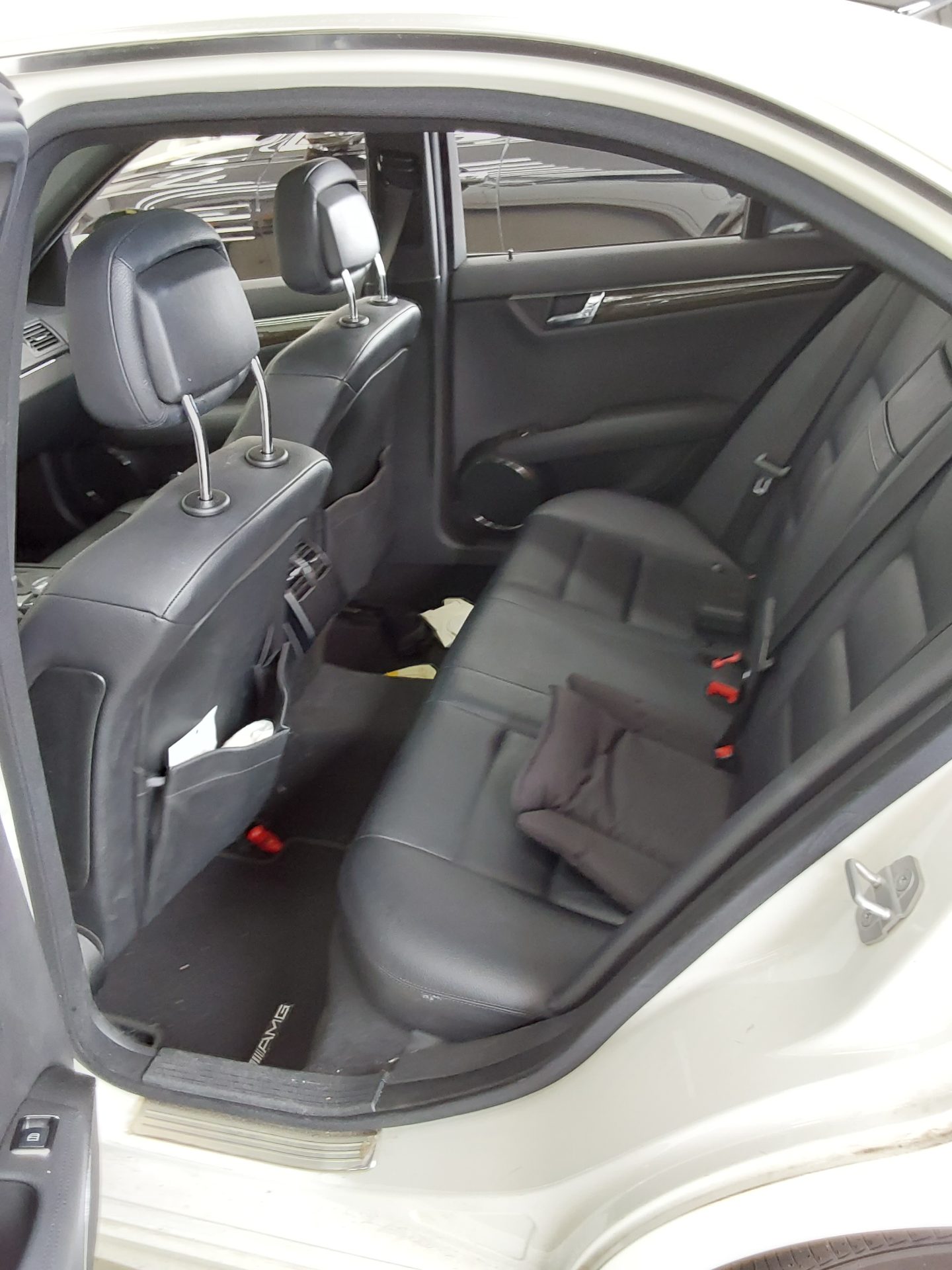 2011 - mercedes-benz c250