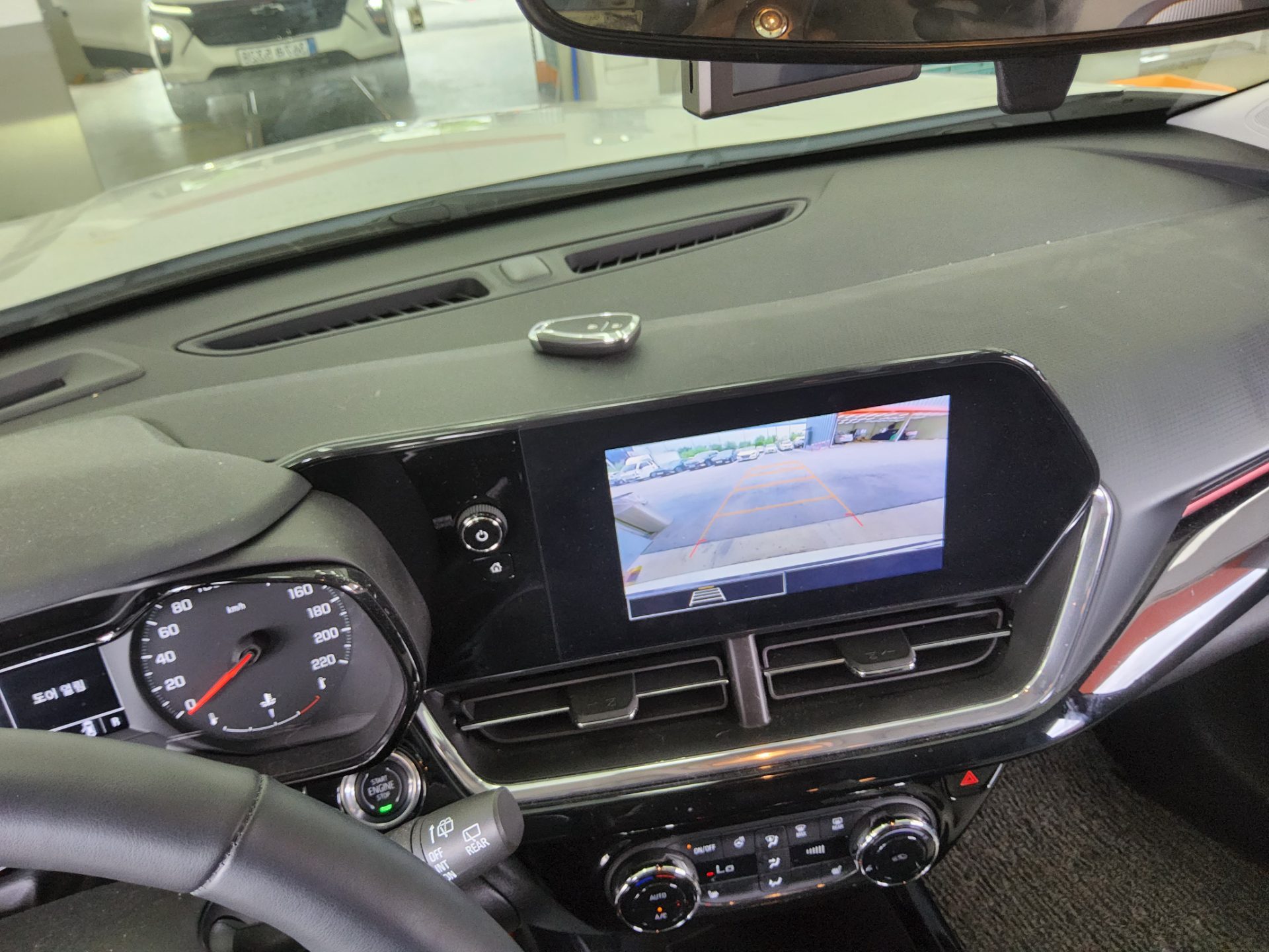 2025 - chevrolet trax