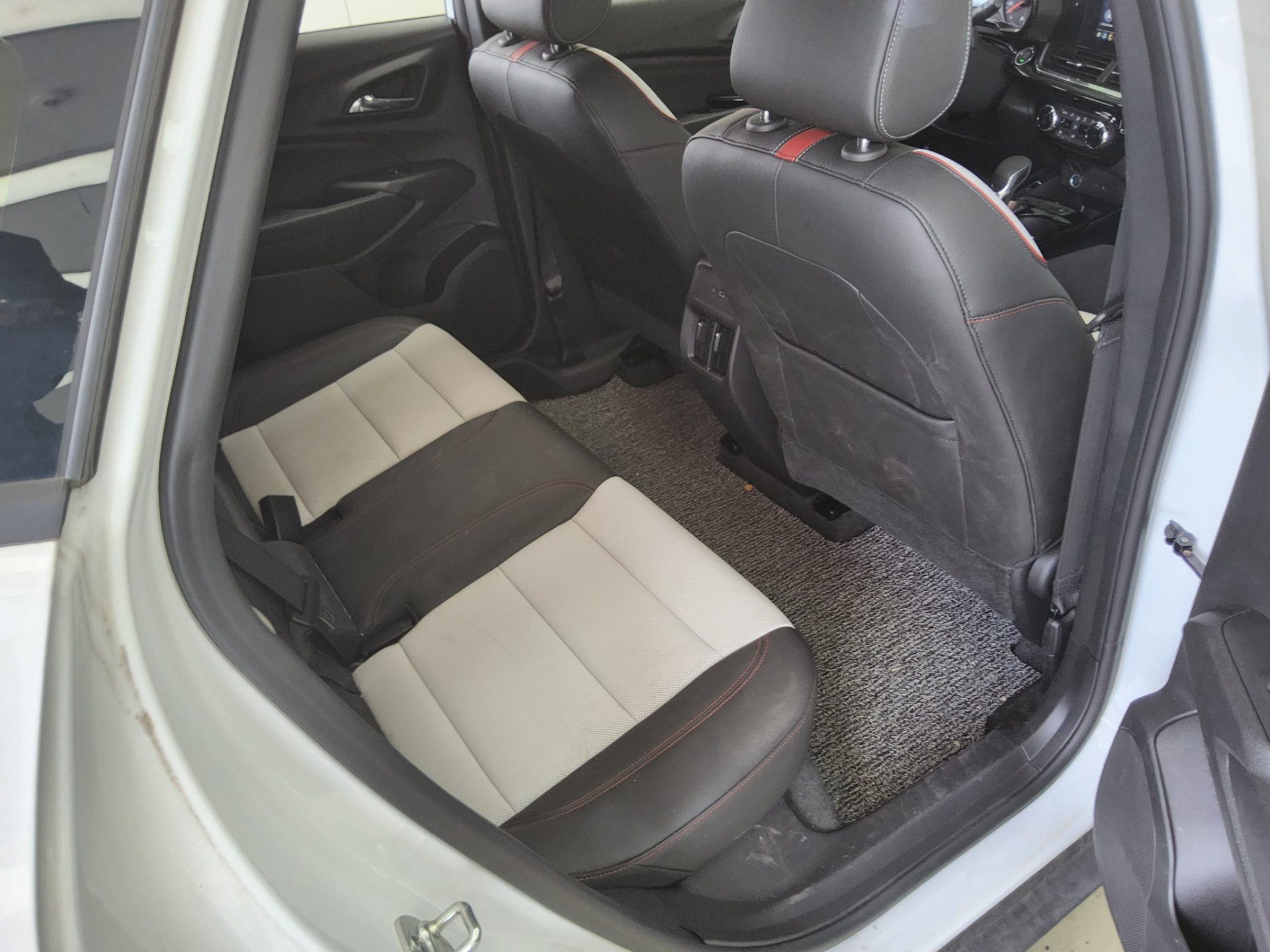 2025 - chevrolet trax