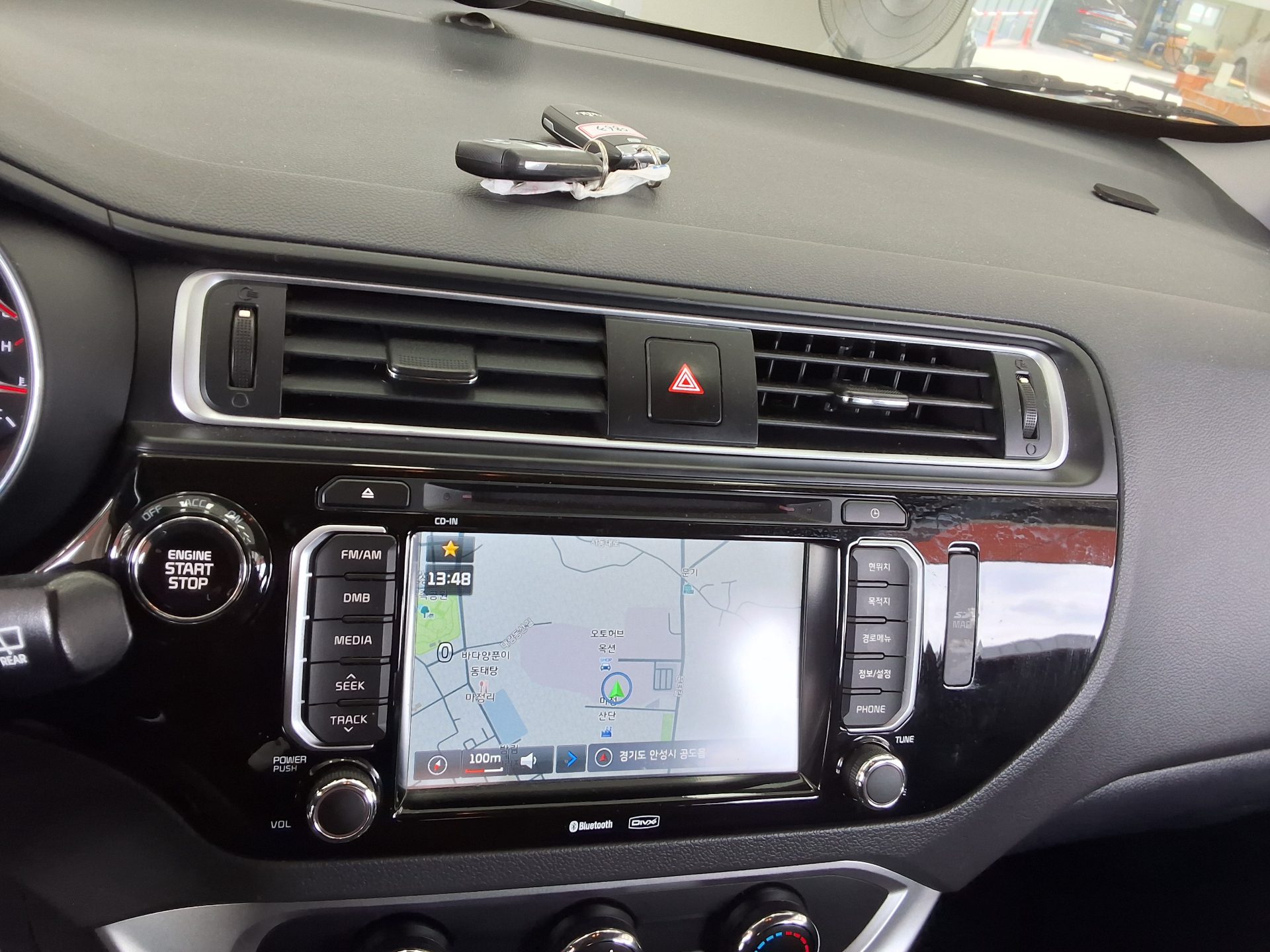 2016 - kia pride