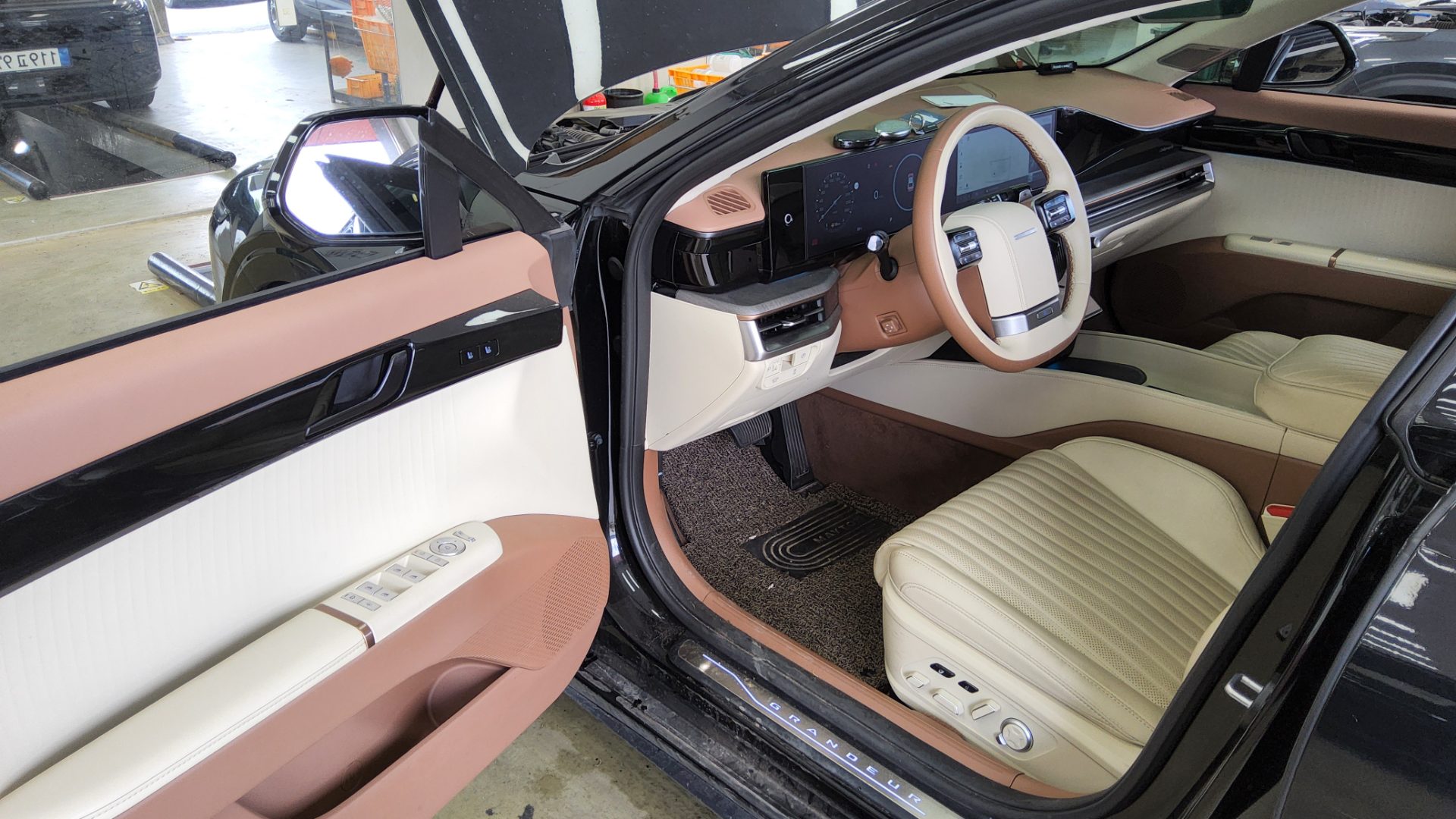 2025 - hyundai grandeur