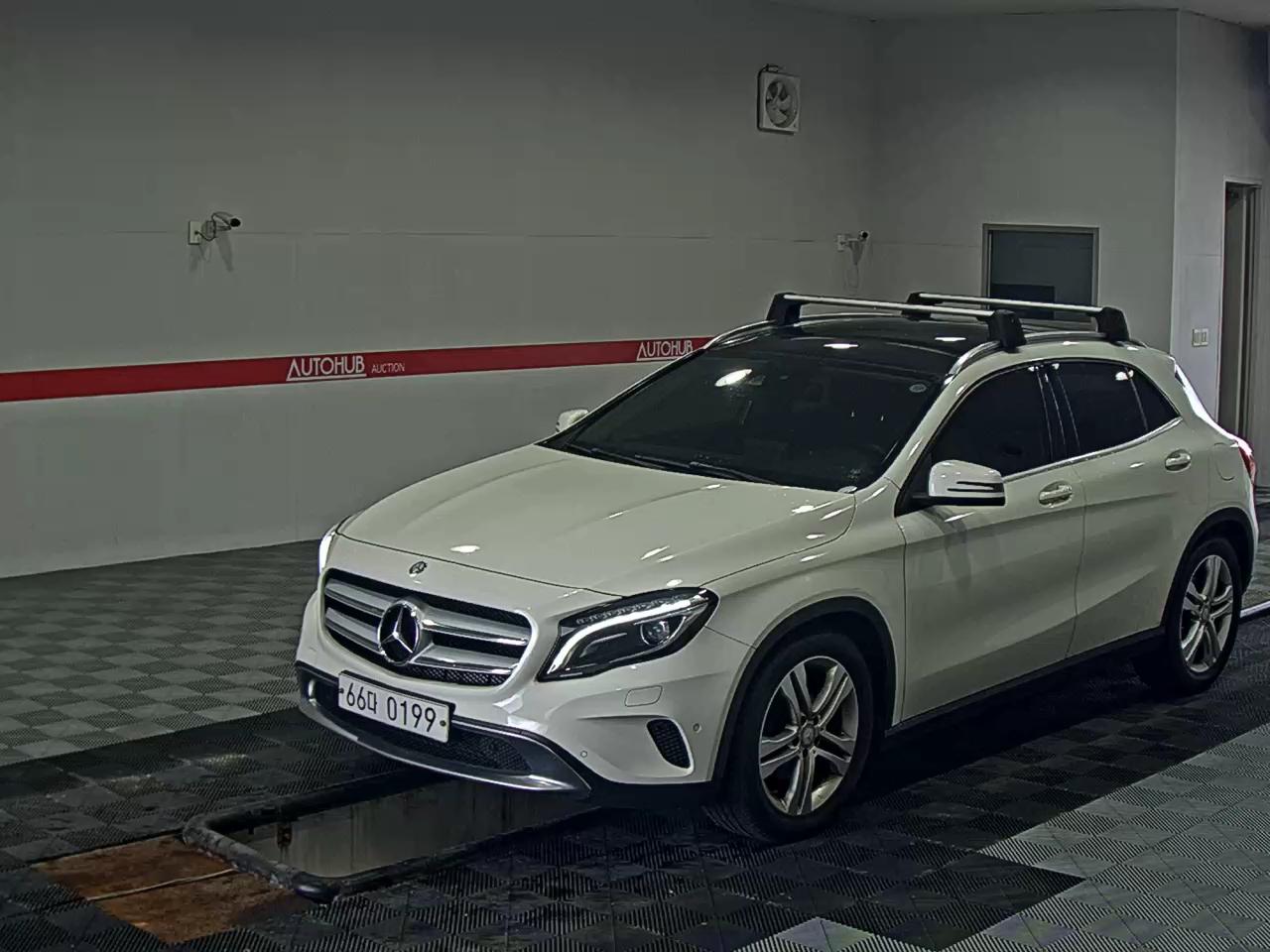 2016 - mercedes-benz 200