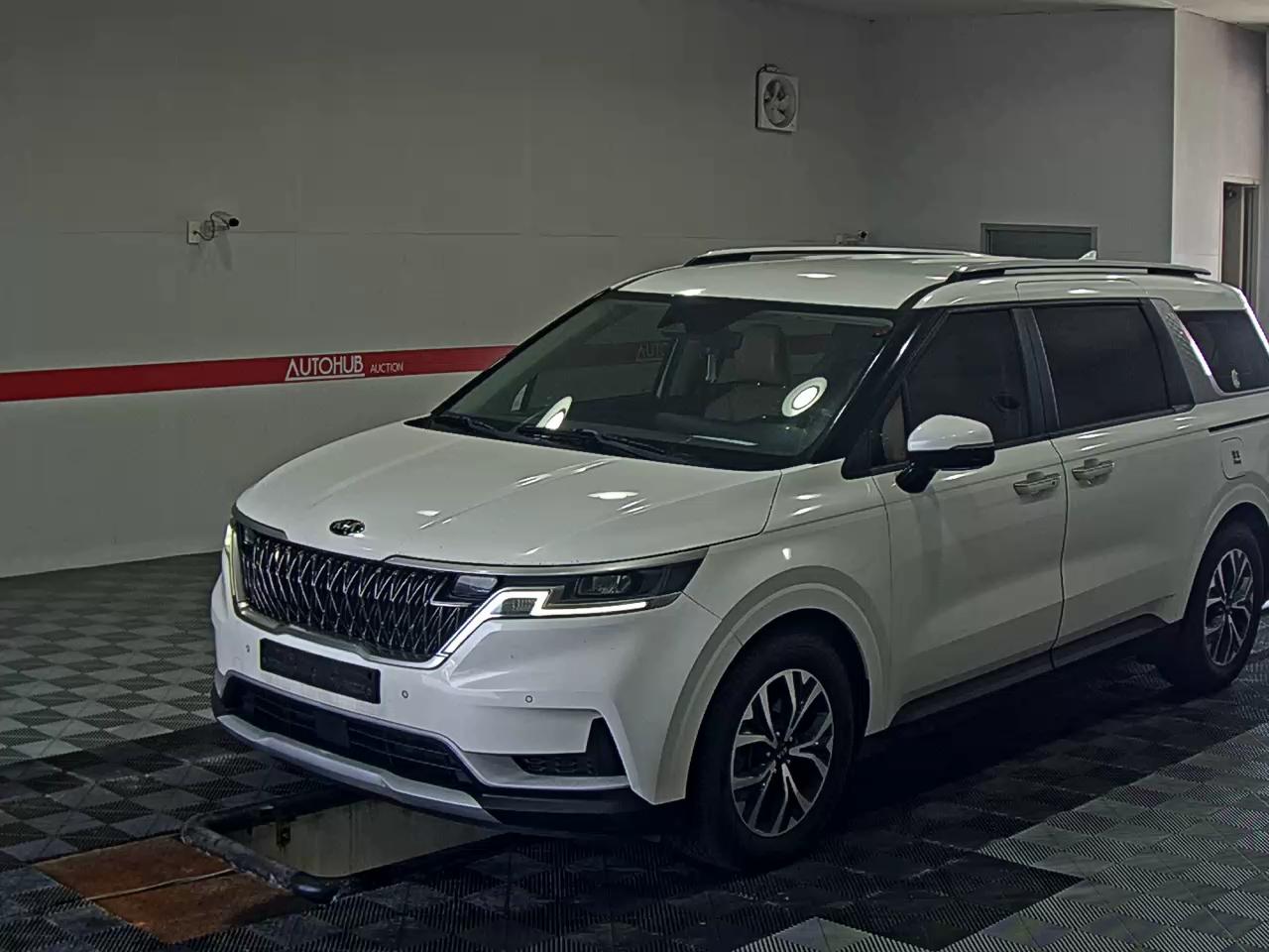 2021 - kia carnival