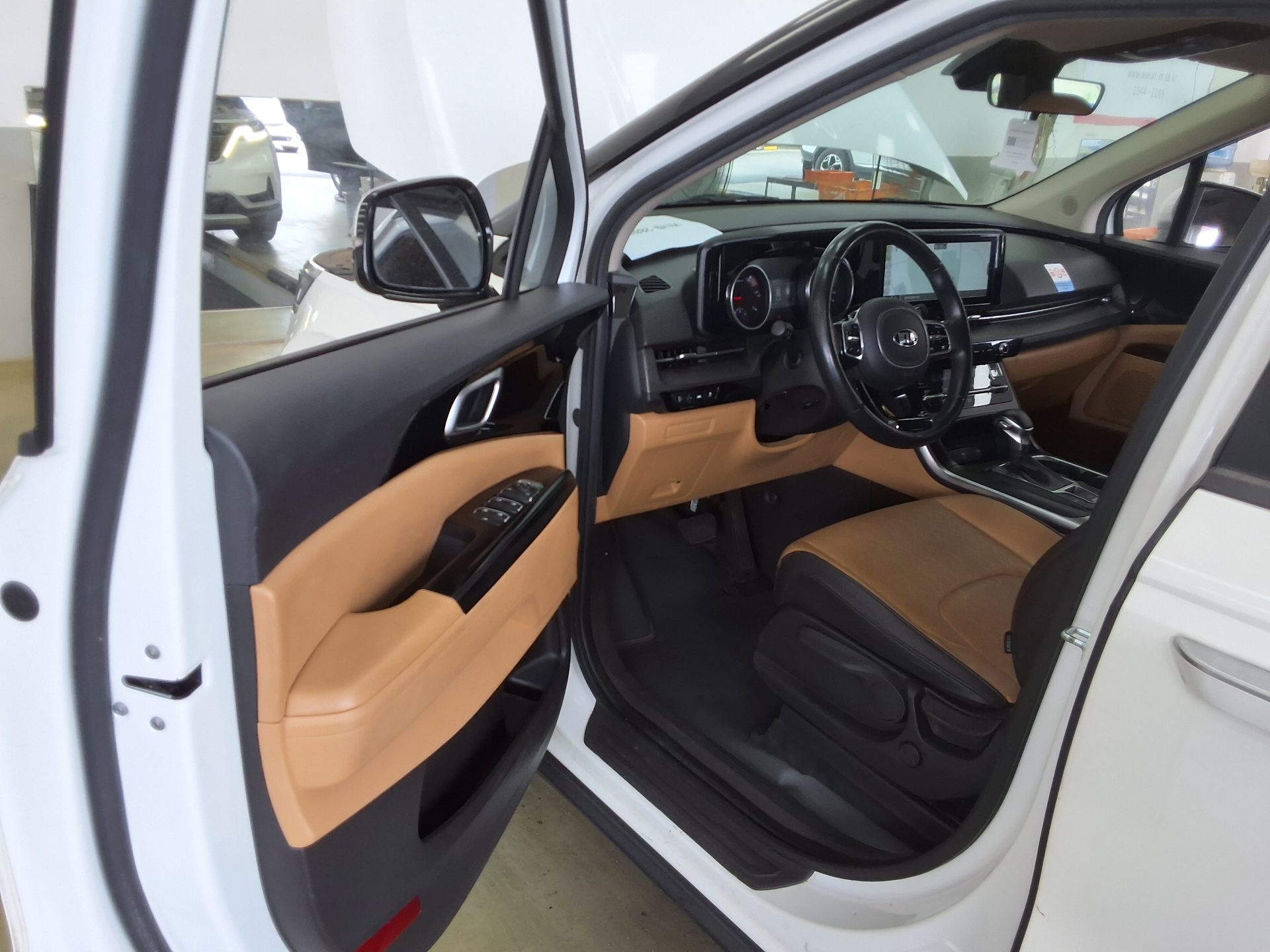 2021 - kia carnival