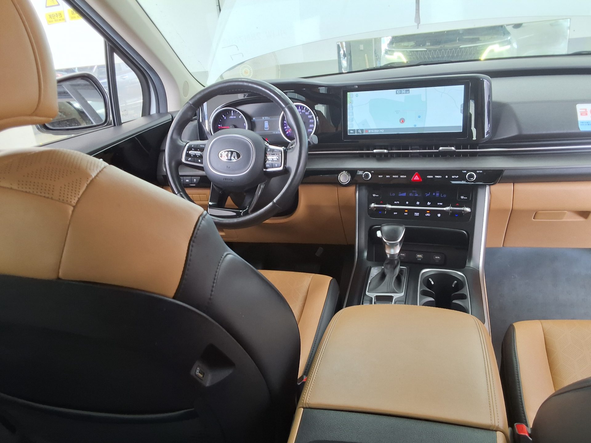 2021 - kia carnival